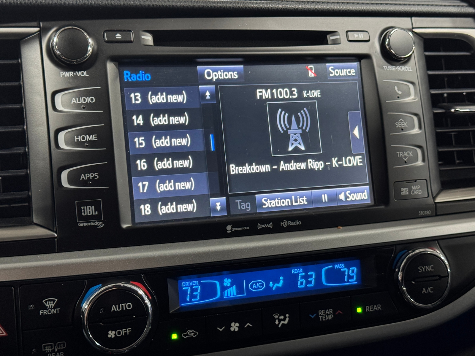 Thumbnail: 2017 Toyota Highlander - 3
