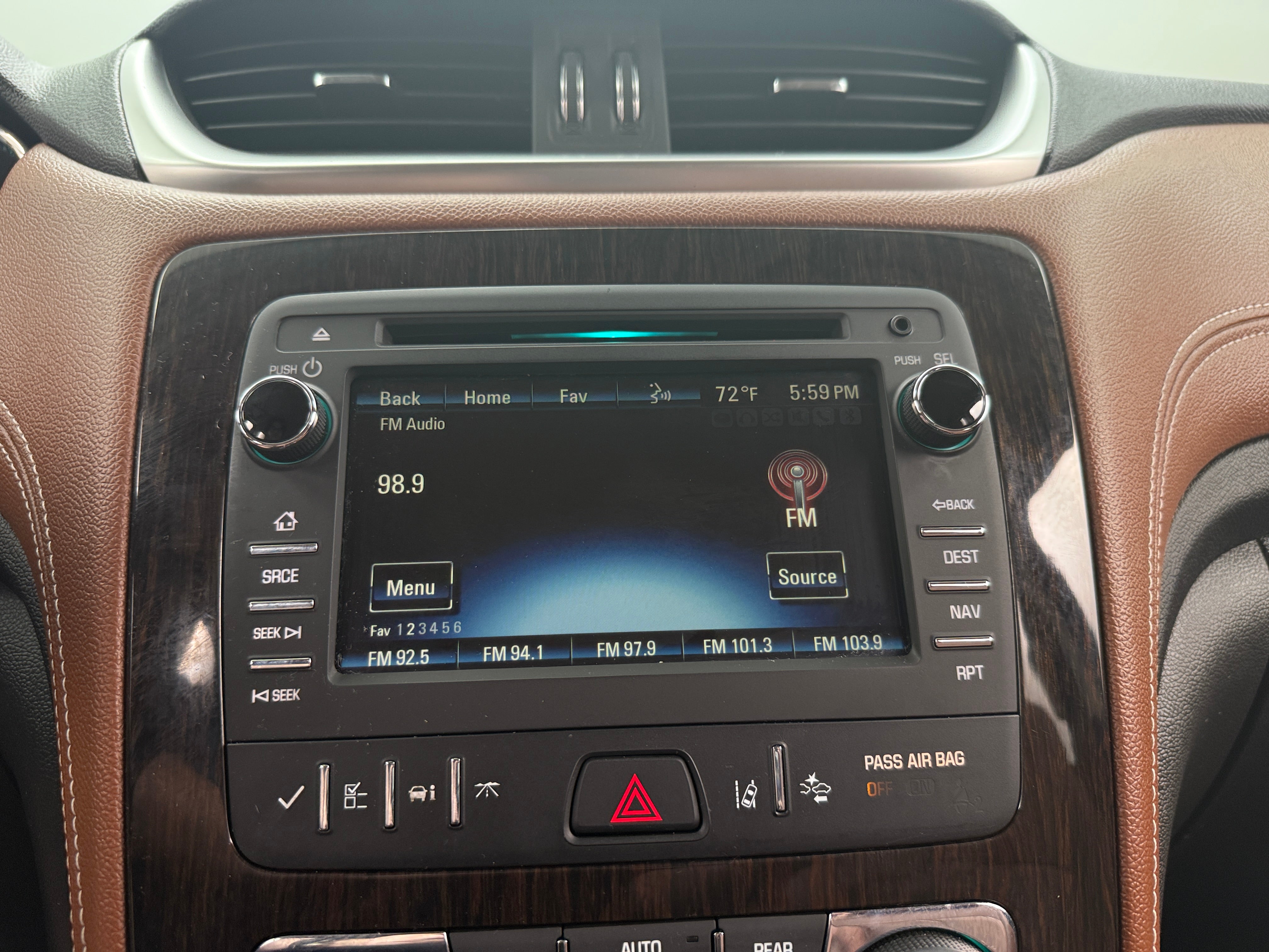 2016 Chevrolet Traverse LTZ 3