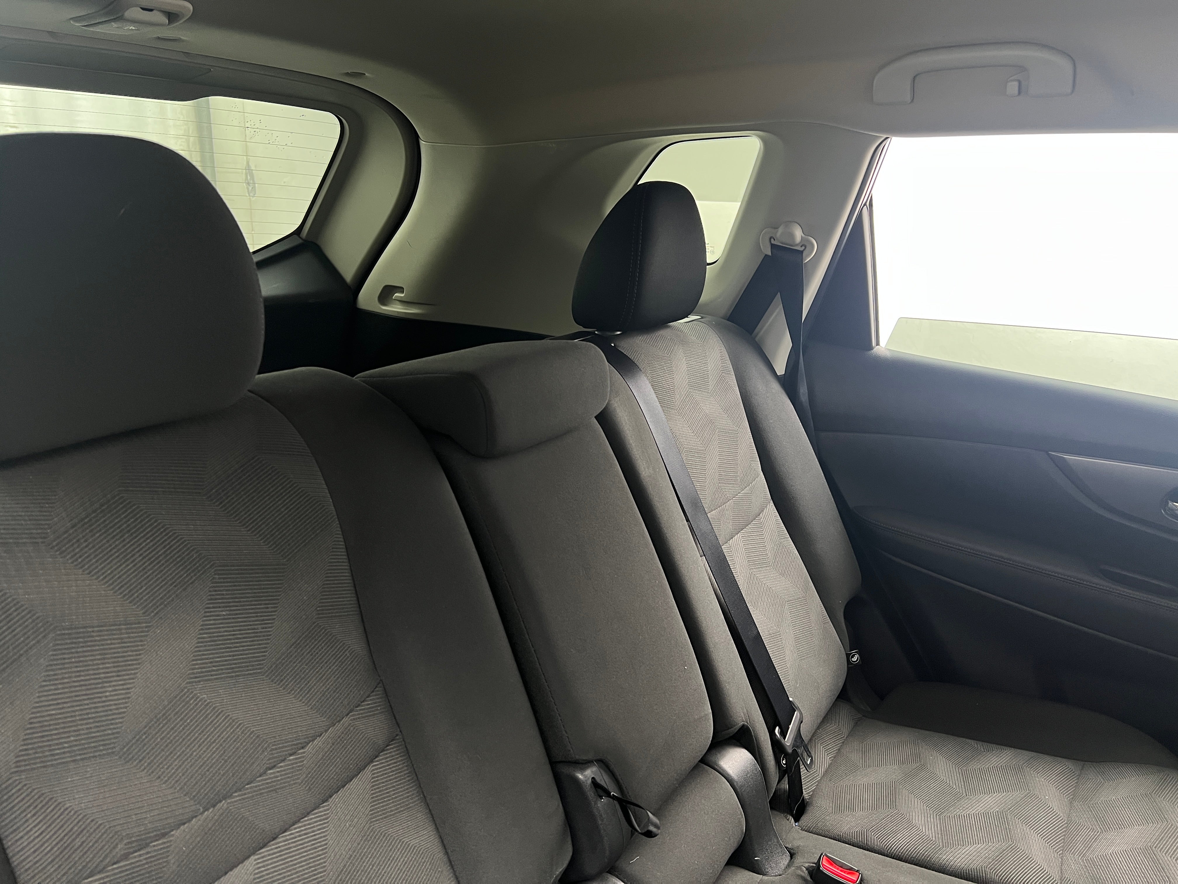 2016 Nissan Rogue S 6