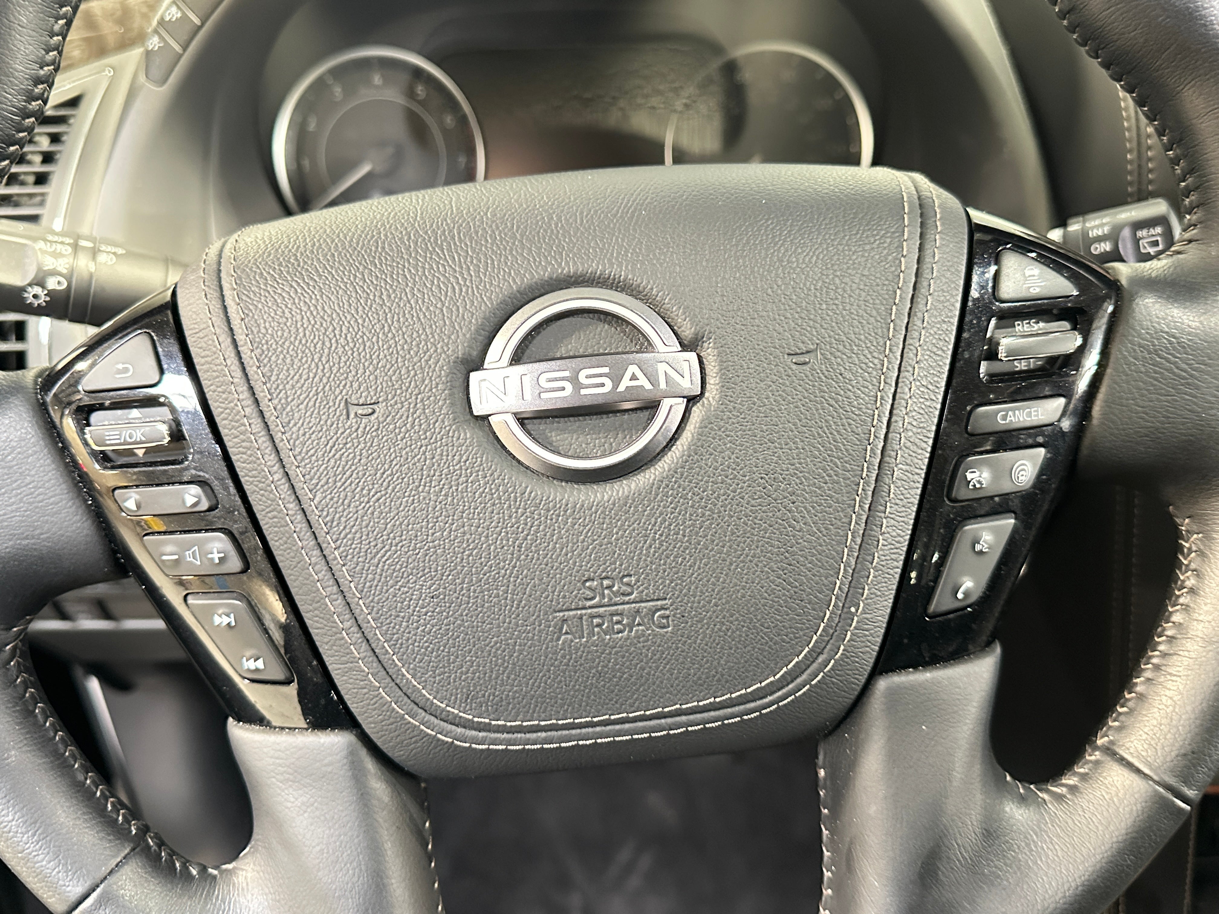 2024 Nissan Armada Platinum Edition 4