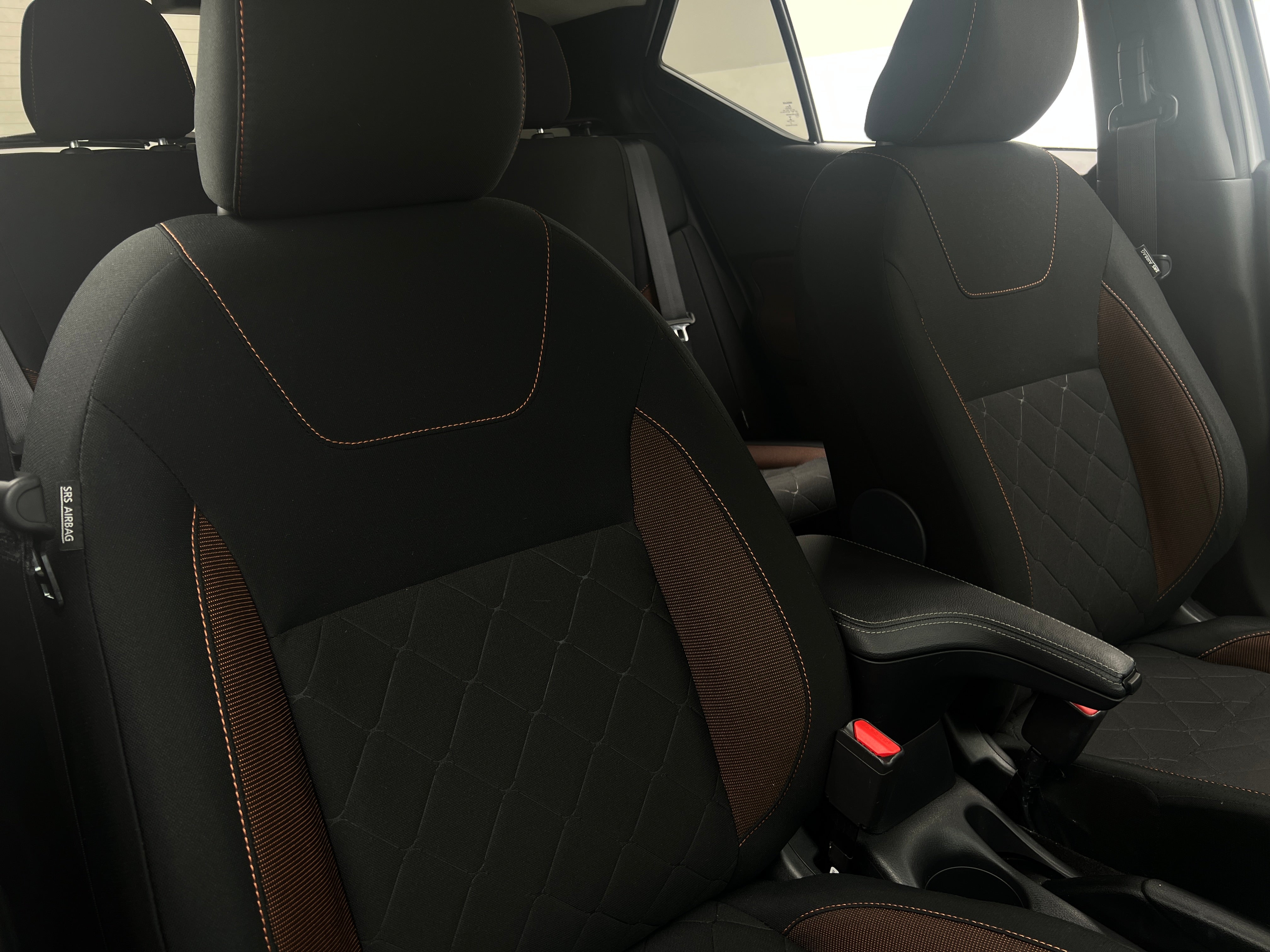 2020 Nissan Kicks SR 2
