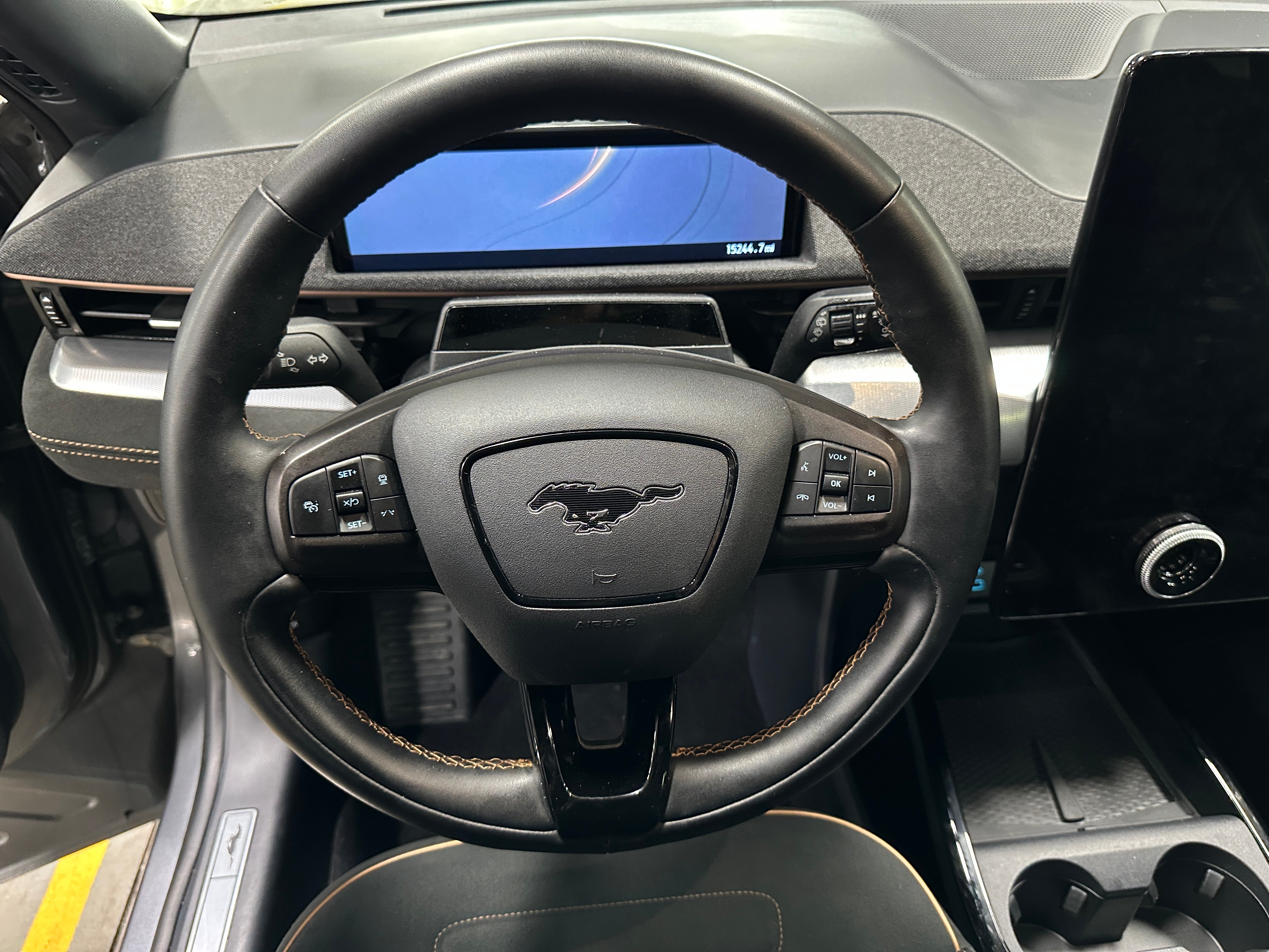 2023 Ford Mustang Mach-E GT 4