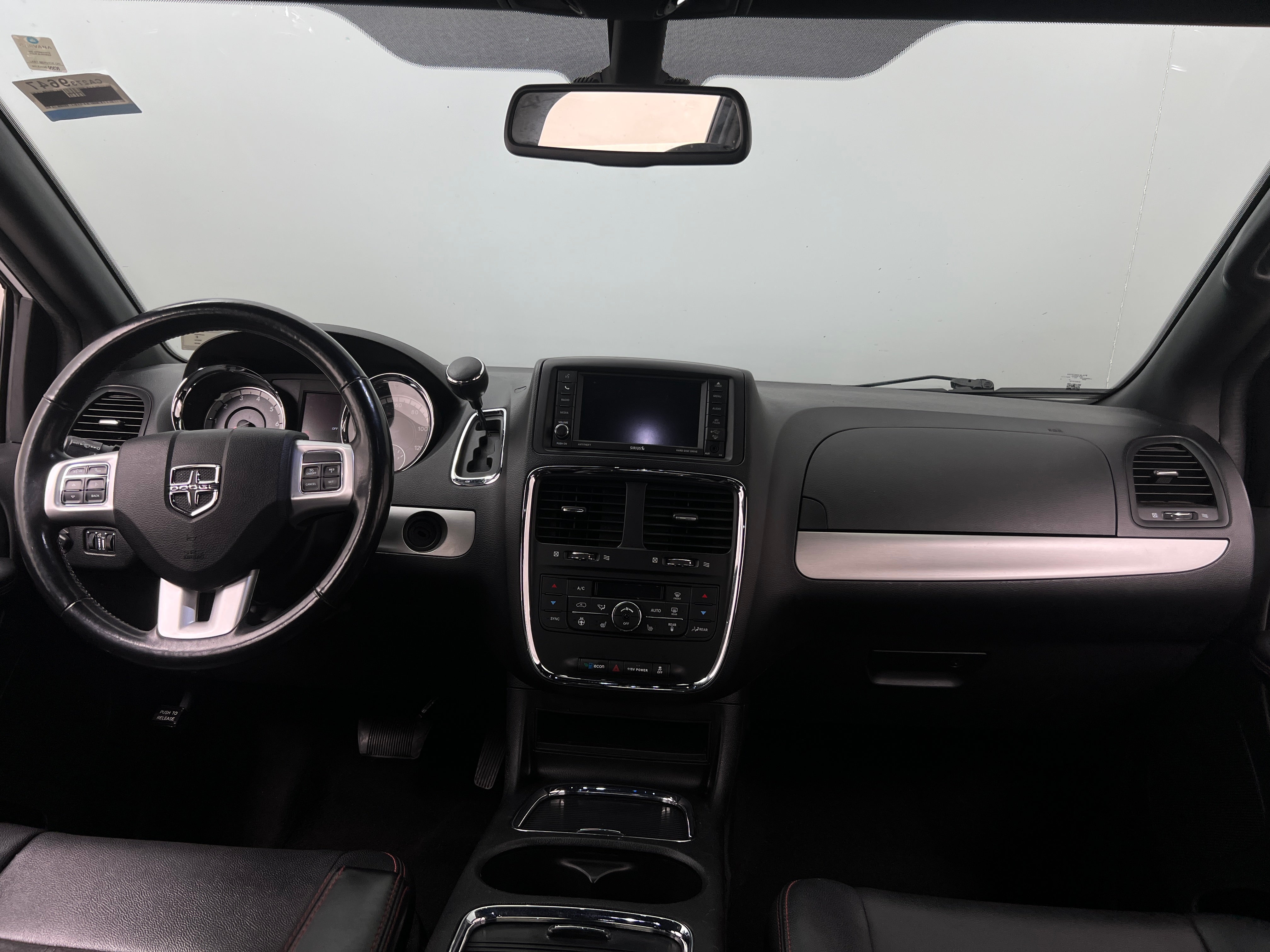 2019 Dodge Grand Caravan SE 2