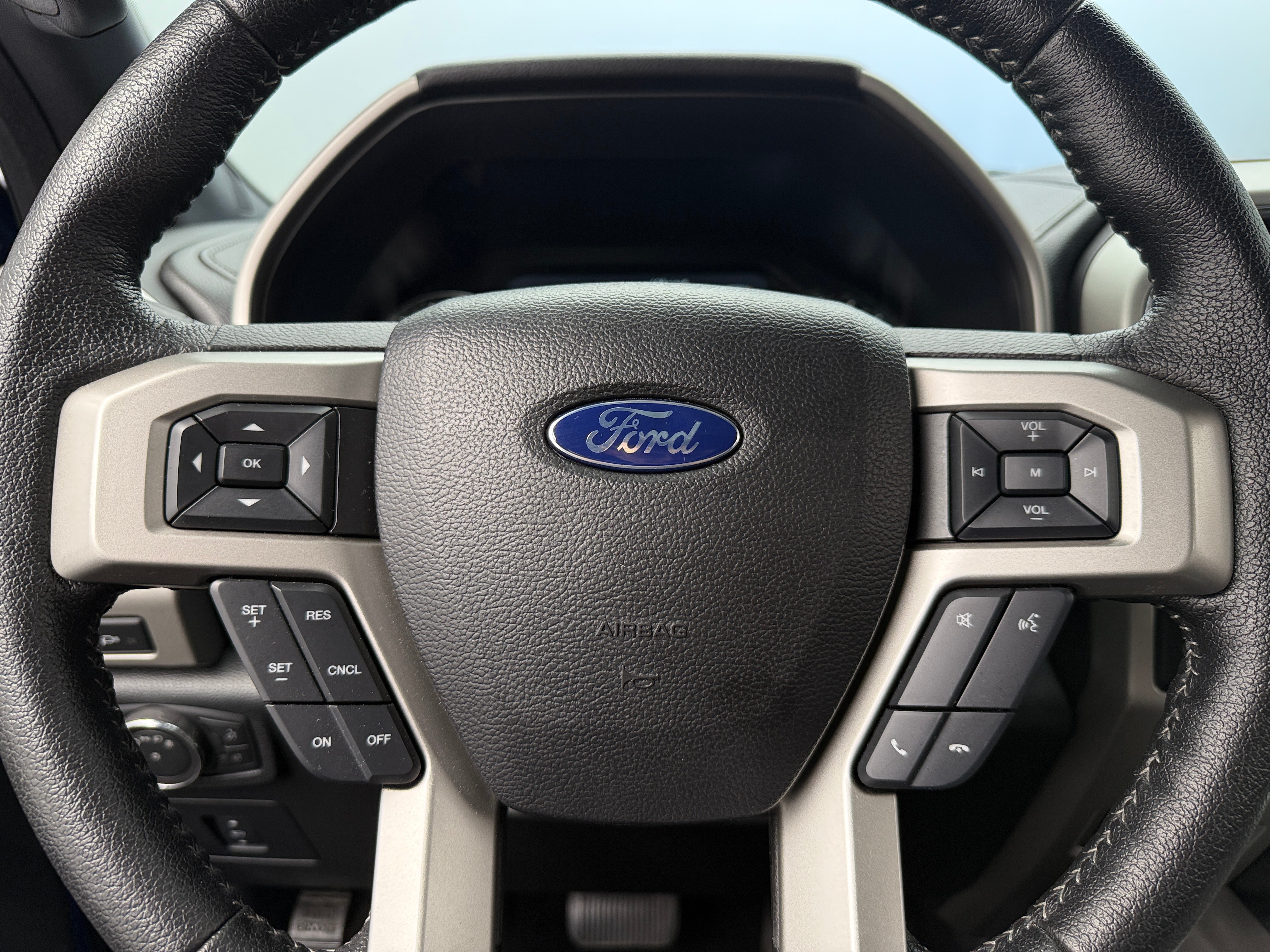2015 Ford Econoline E-150 4
