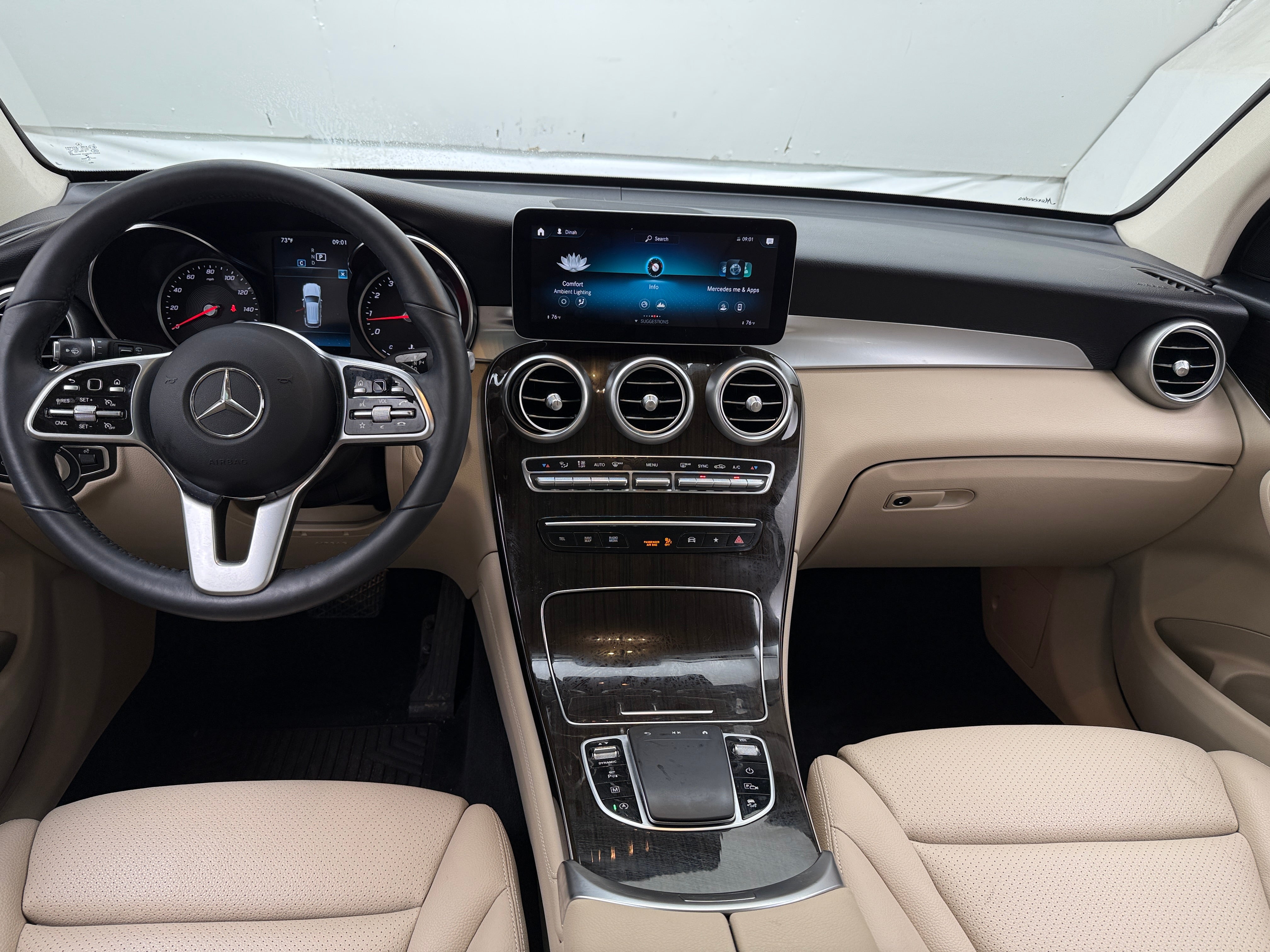 2020 Mercedes-Benz GLC 300 2
