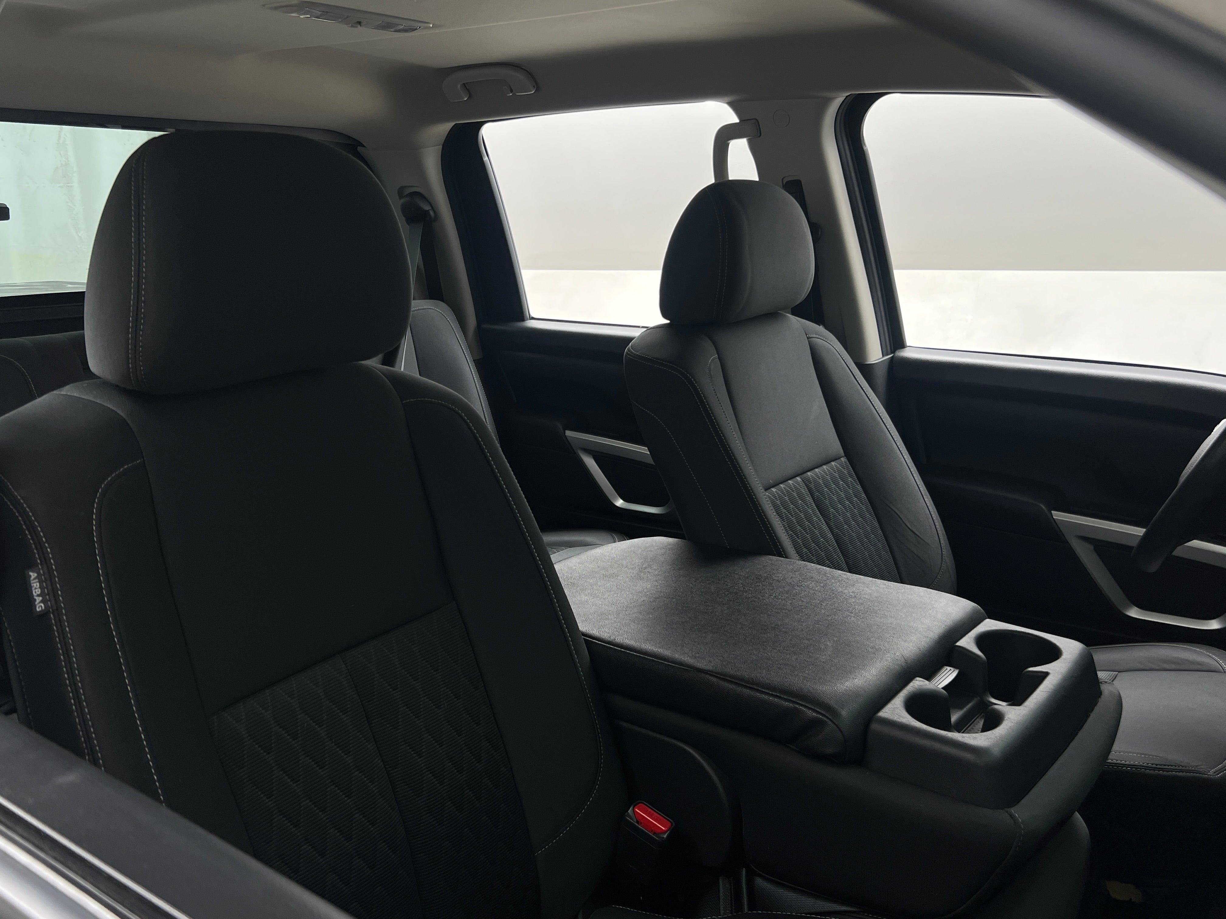 2018 Nissan Titan SV 2