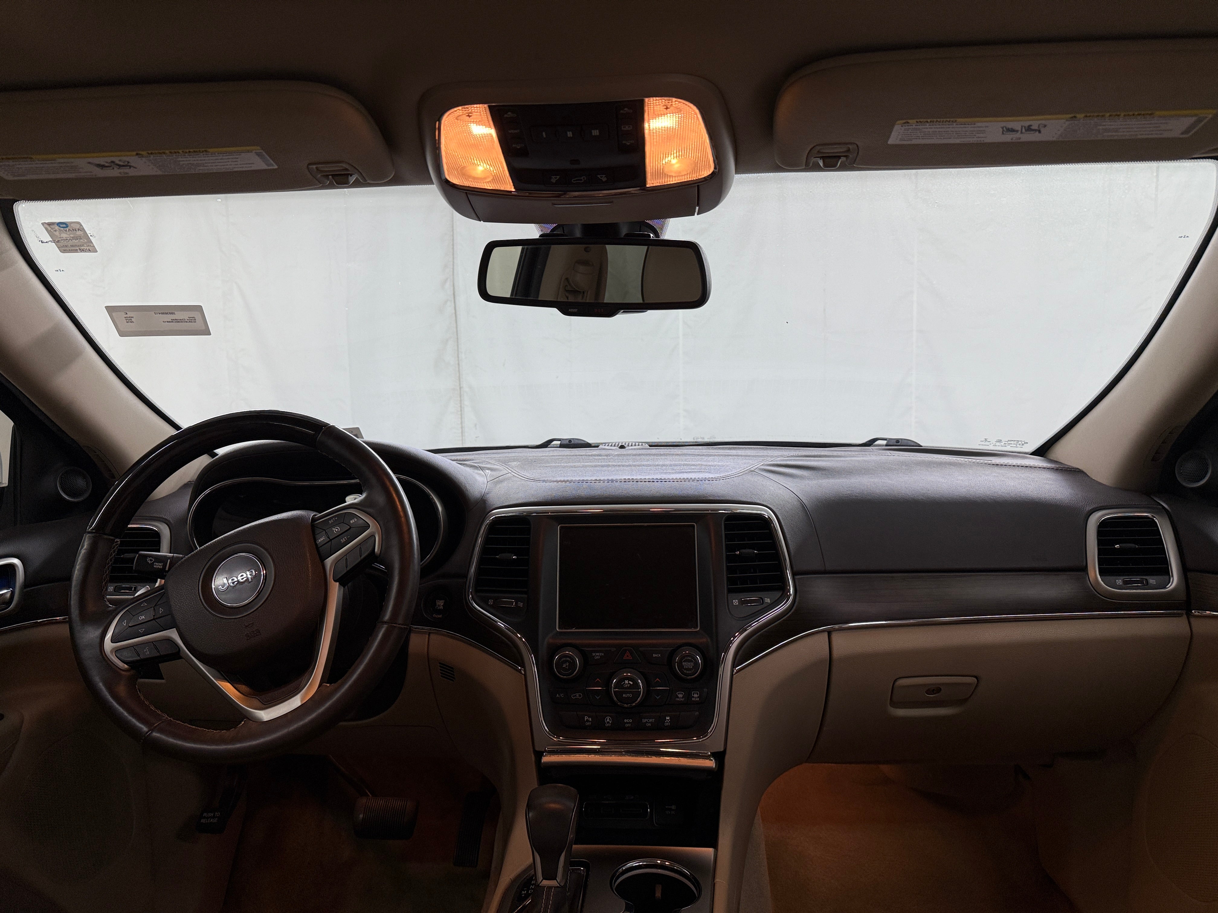 2016 Jeep Grand Cherokee Overland 2