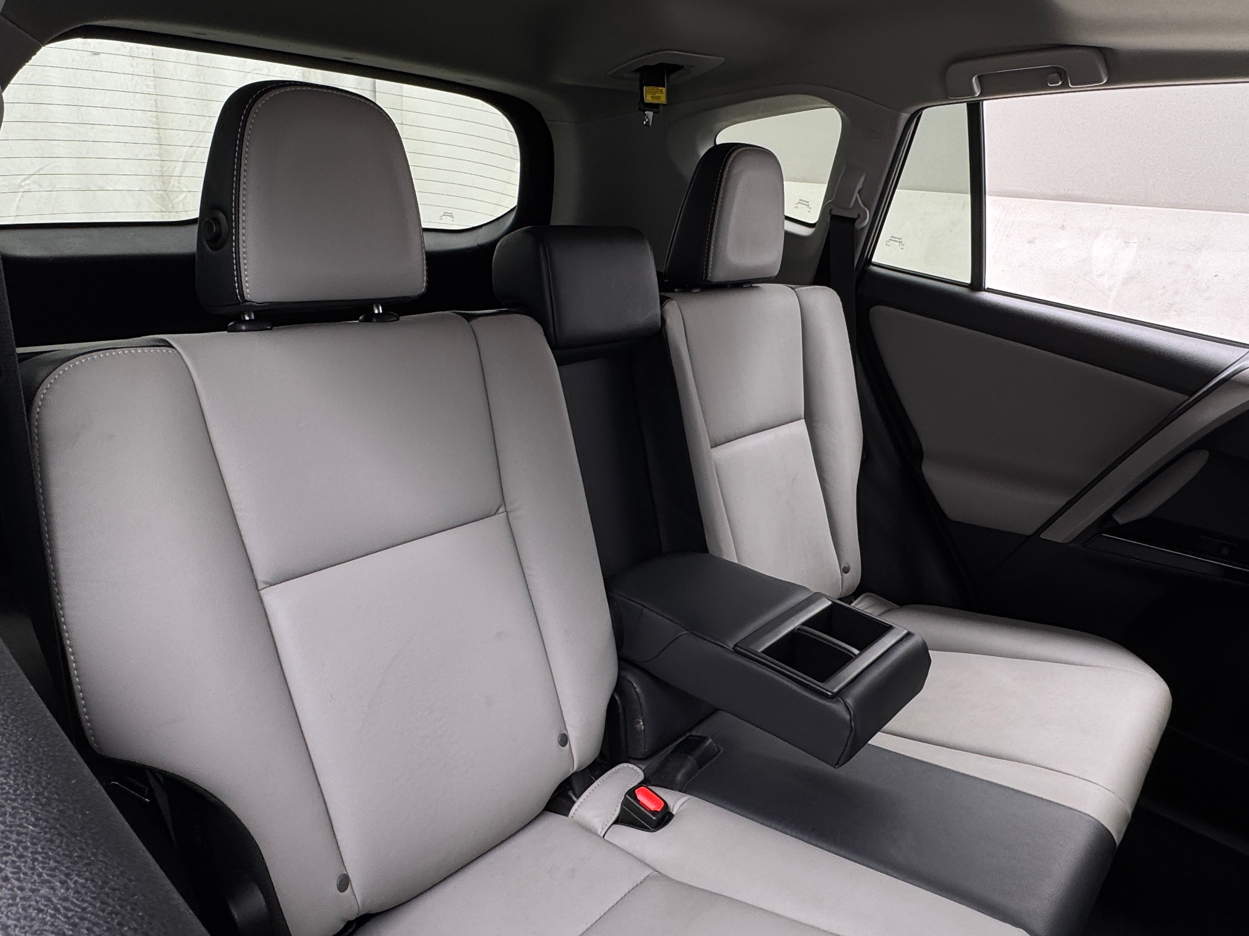 2018 Toyota RAV4 Limited 5