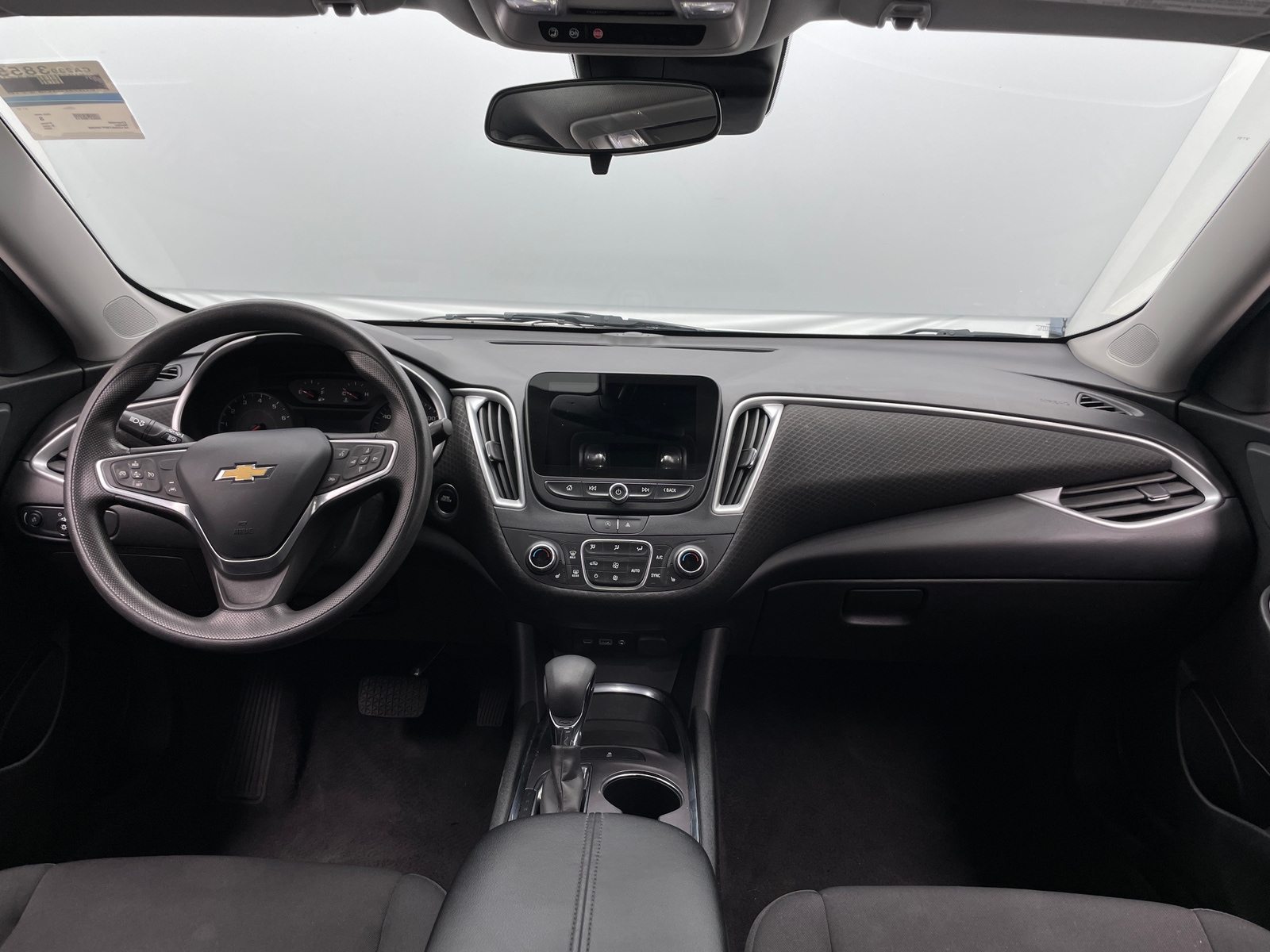 Thumbnail: 2023 Chevrolet Malibu - 3