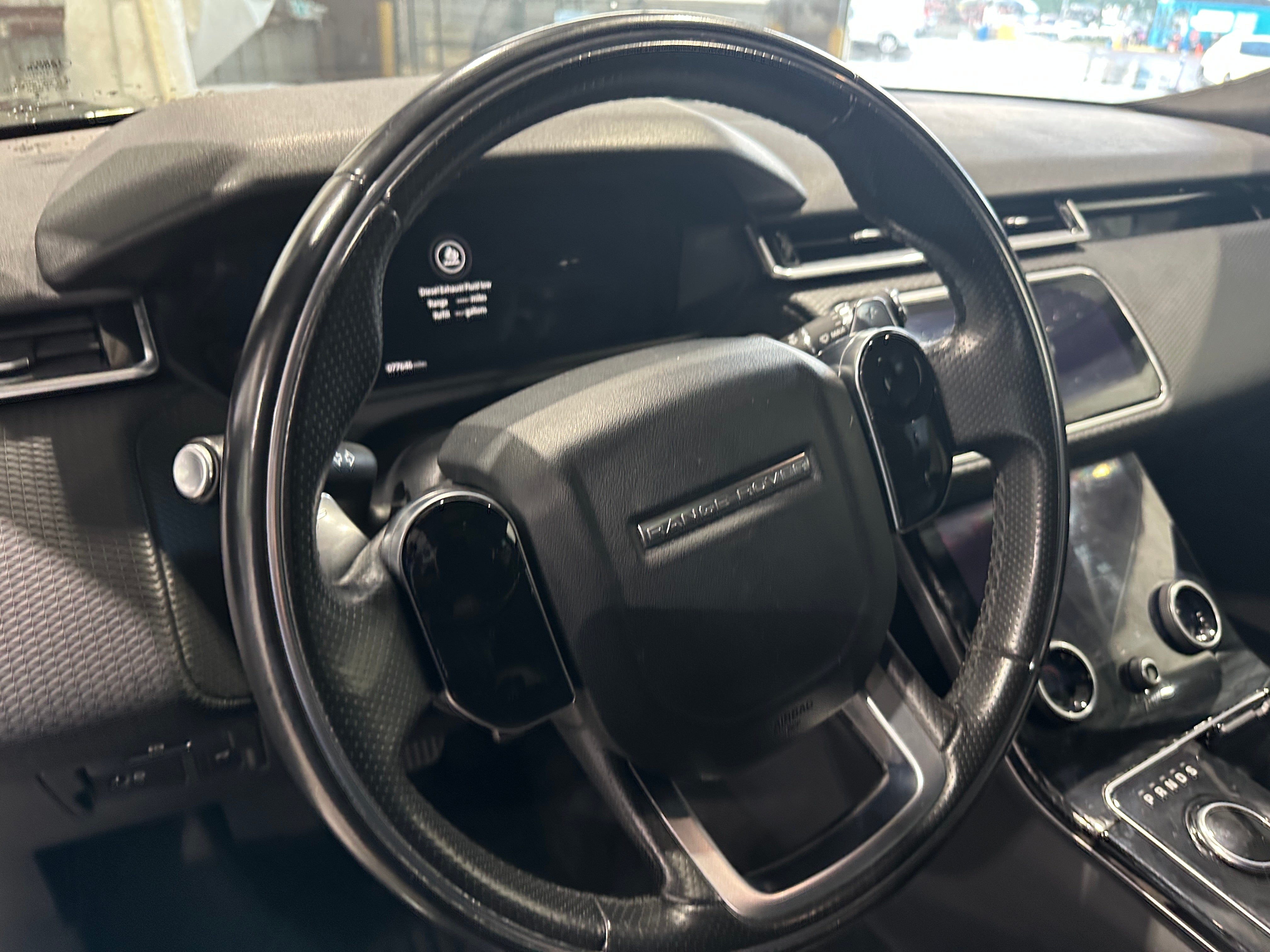 2018 Land Rover Range Rover Velar R-Dynamic SE 4