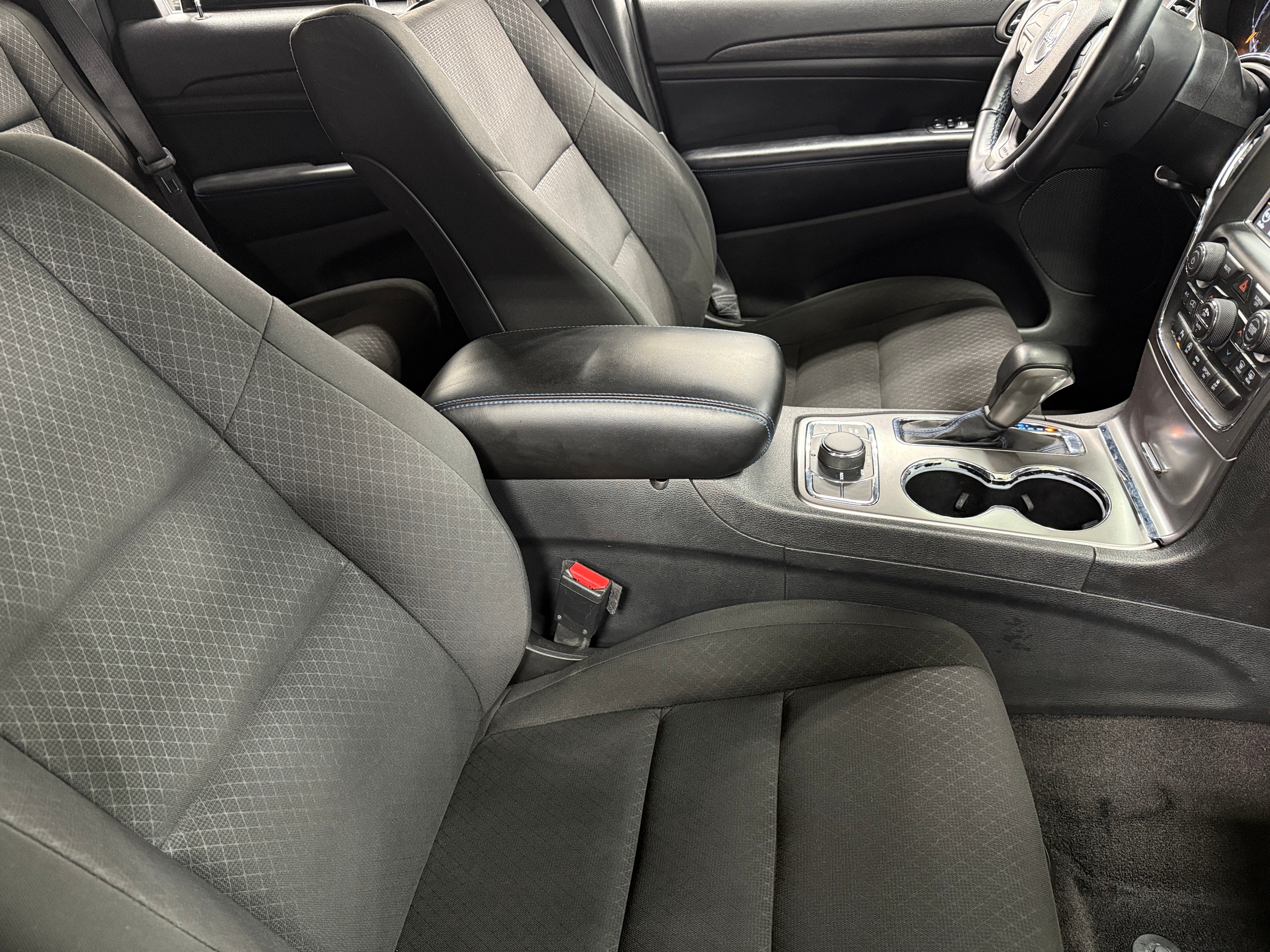 2018 Jeep Grand Cherokee Upland 2