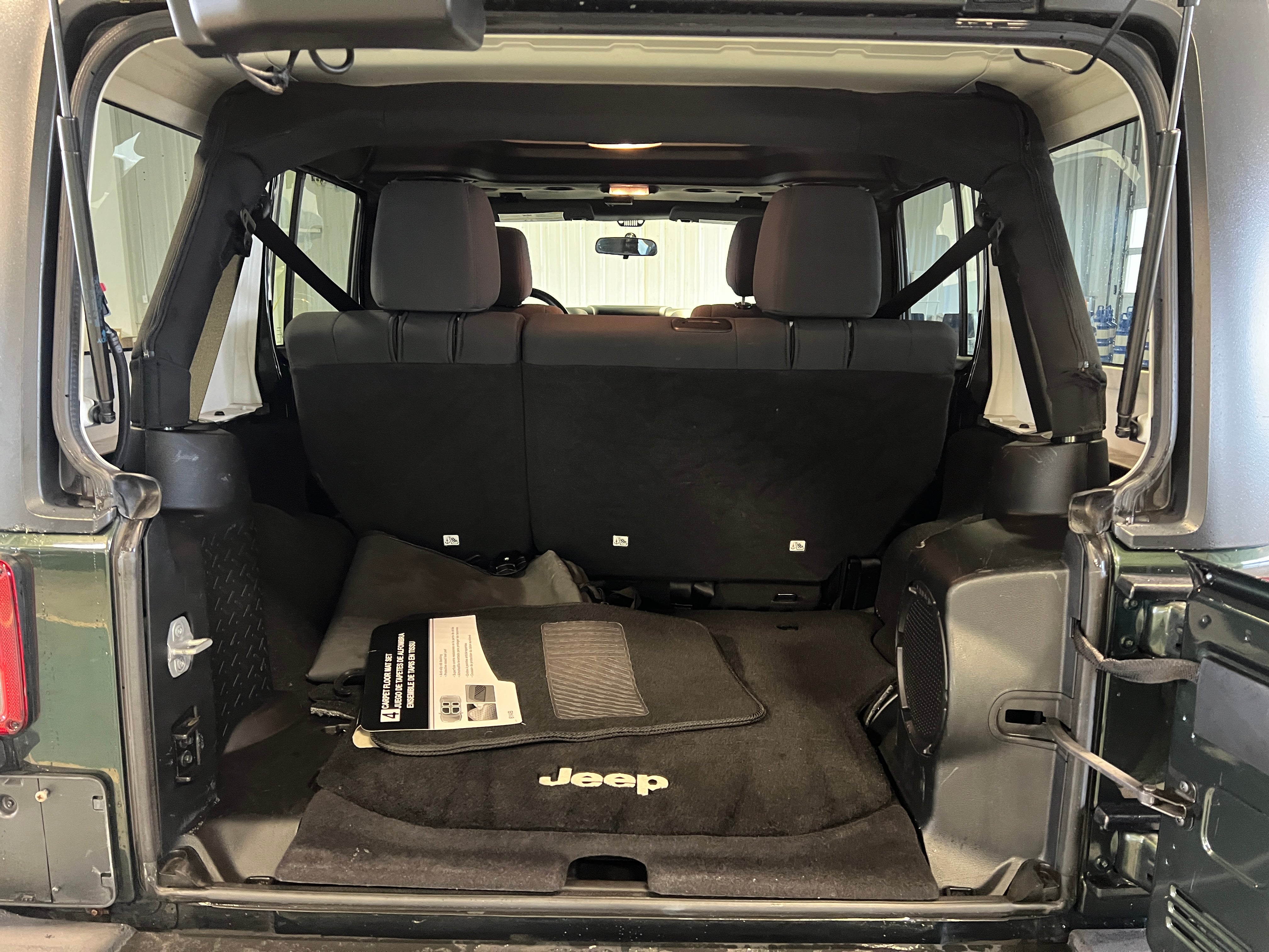 2012 Jeep Wrangler Unlimited Sport 7