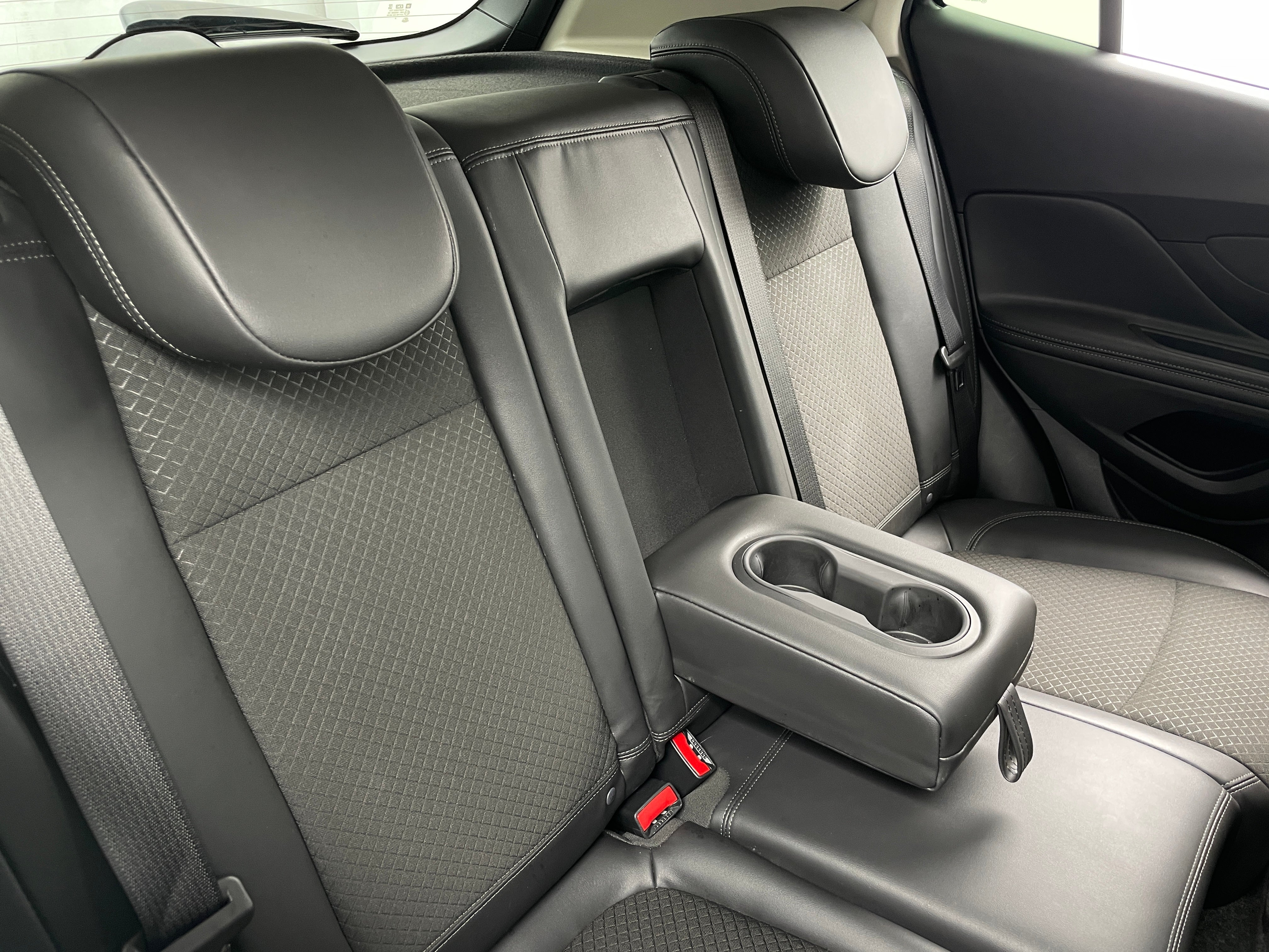 2022 Buick Encore Preferred 5