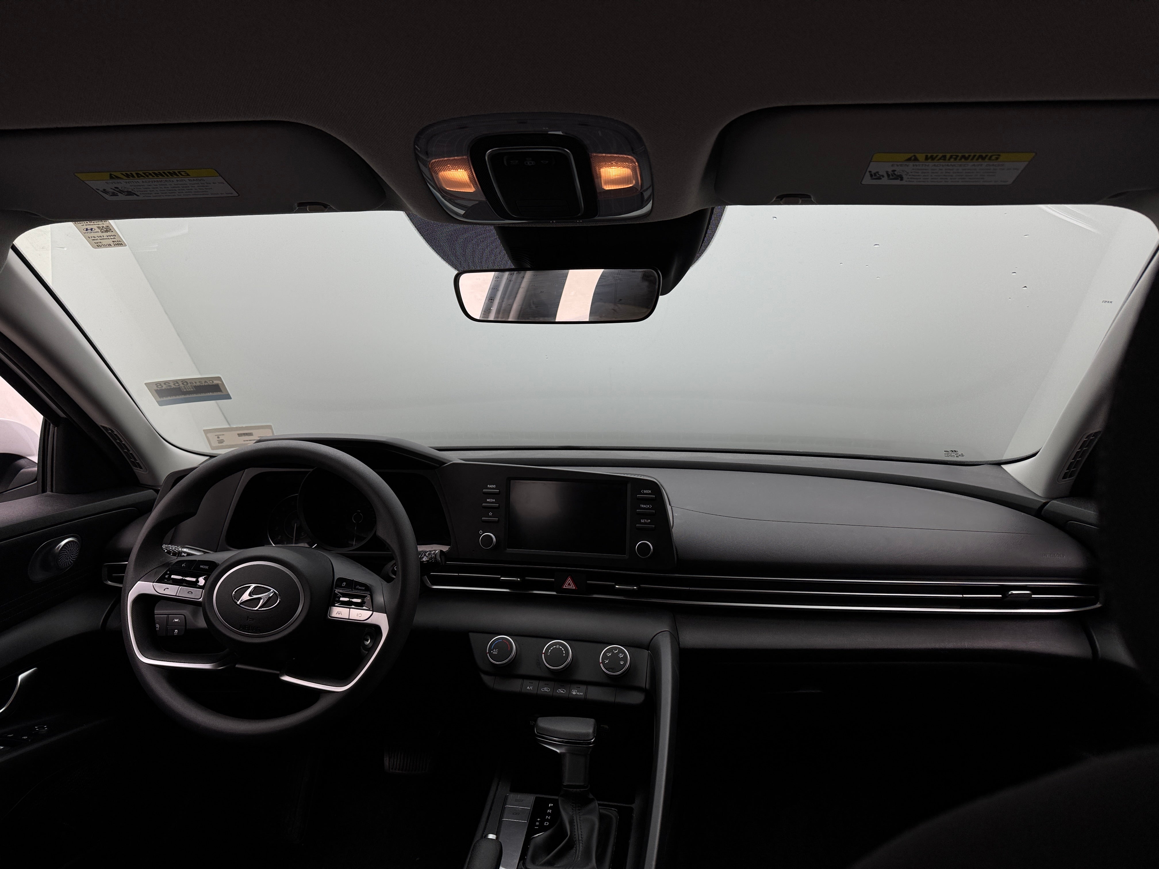 2022 Hyundai Elantra SE 3