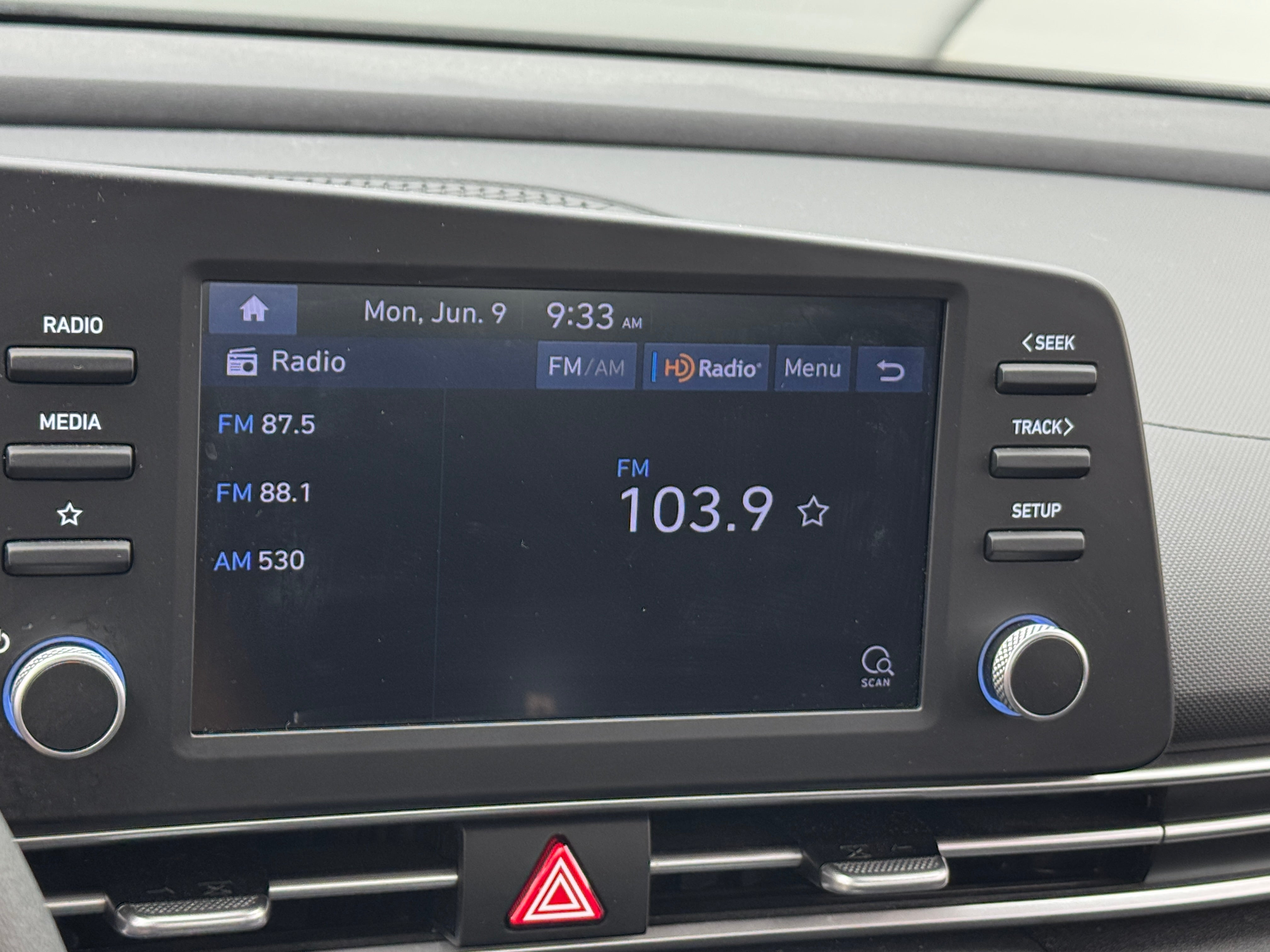 2022 Hyundai Elantra SE 4