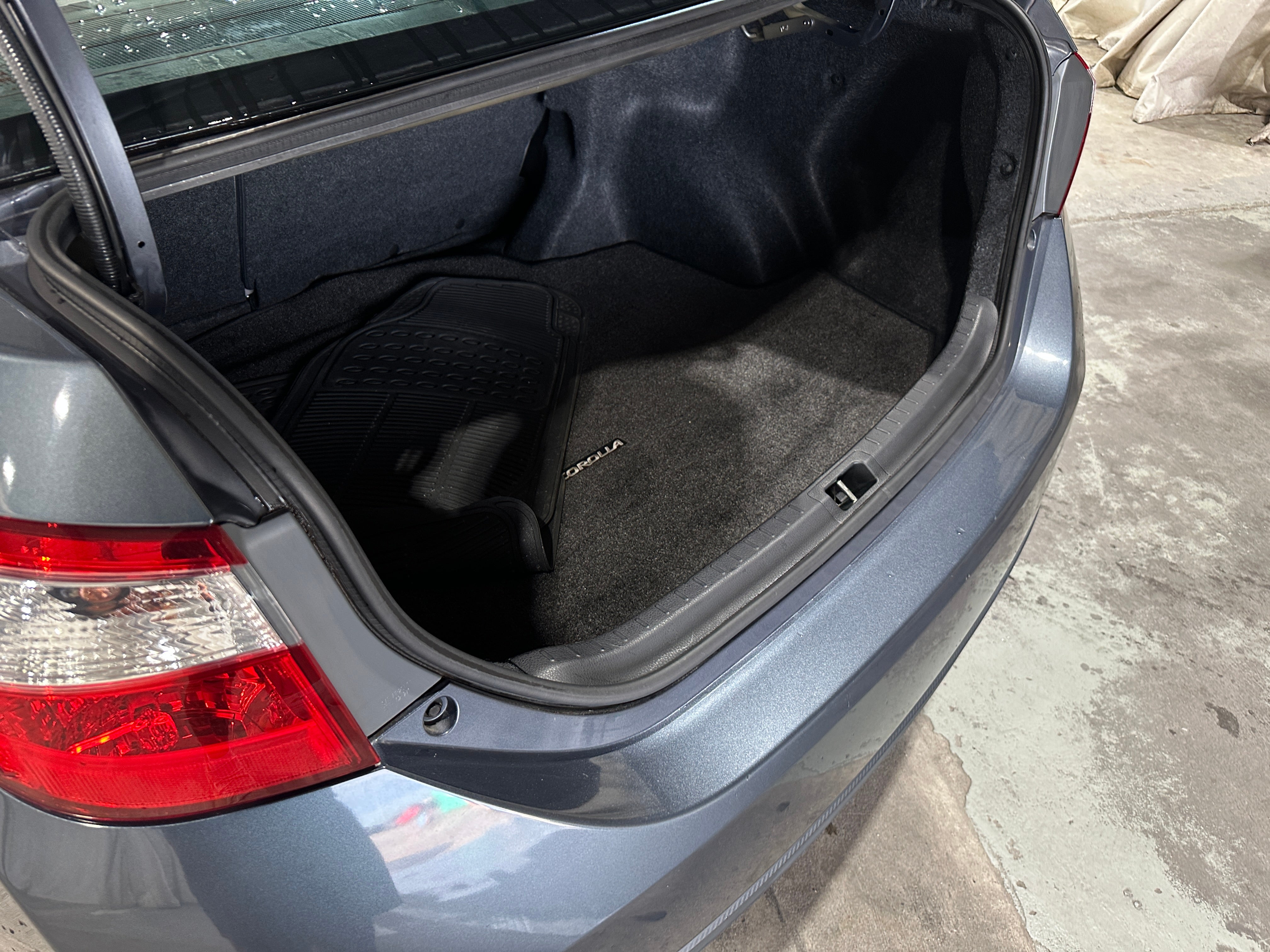 2015 Toyota Corolla LE 7
