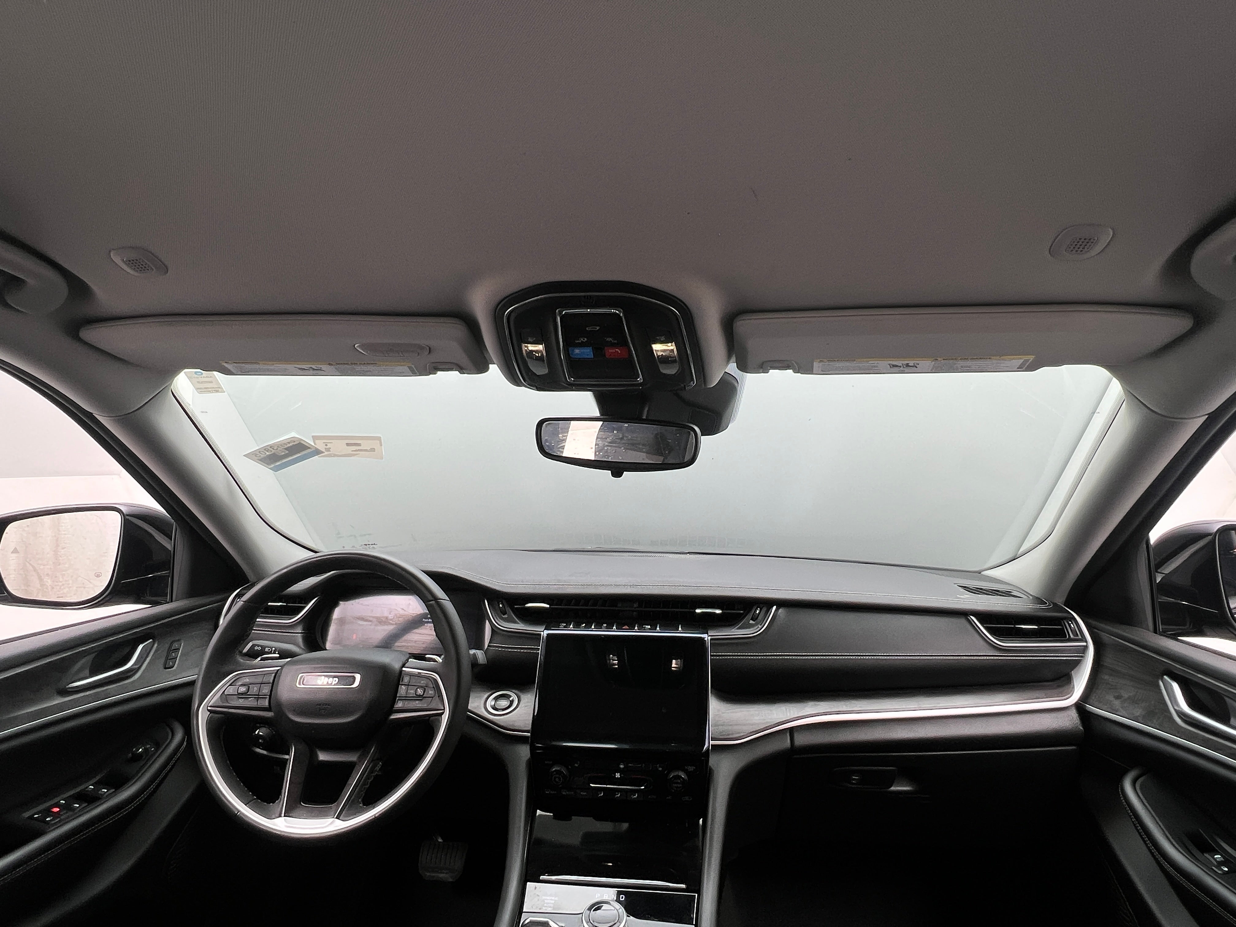 2023 Jeep Grand Cherokee L Limited Edition 2