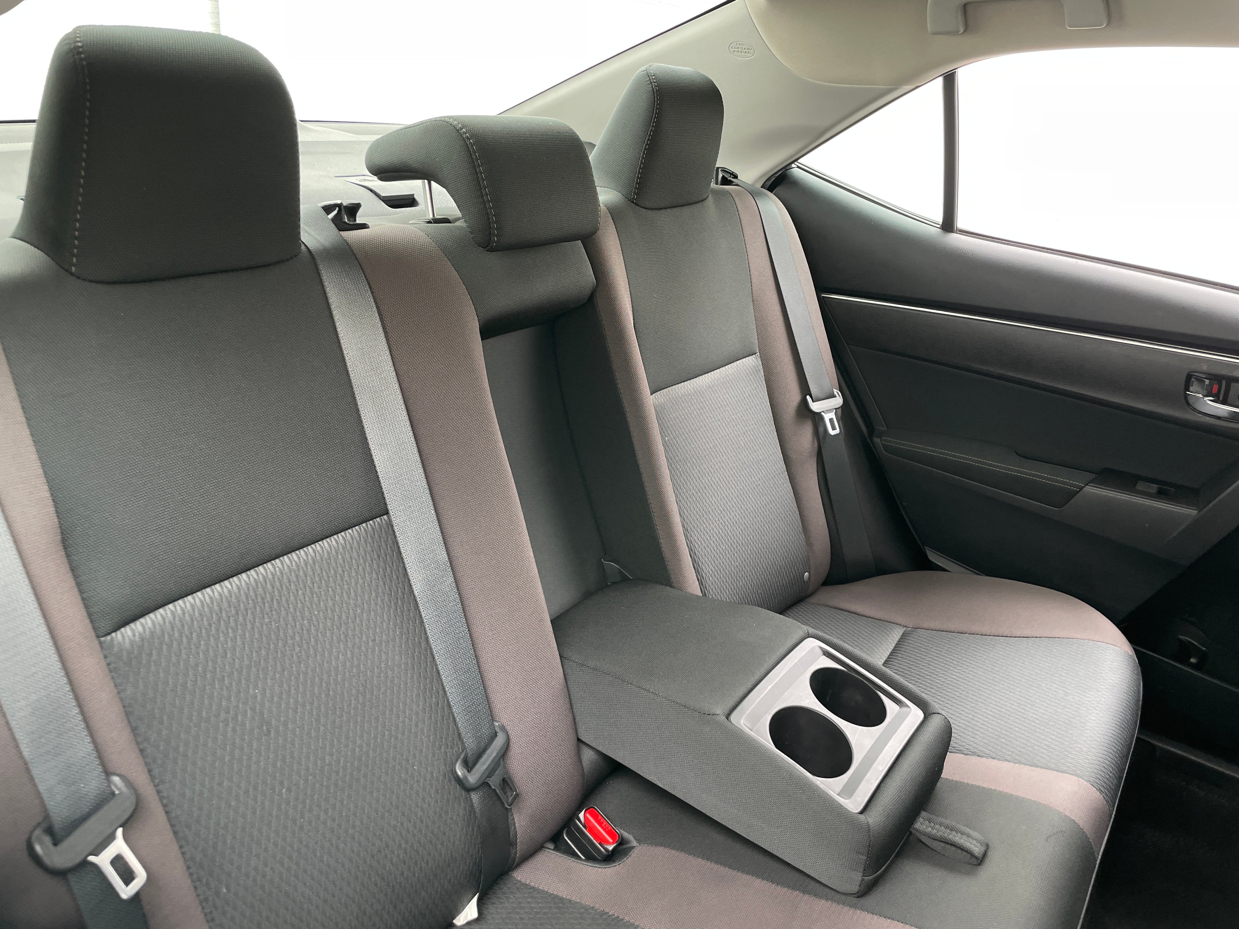 2017 Toyota Corolla LE 6