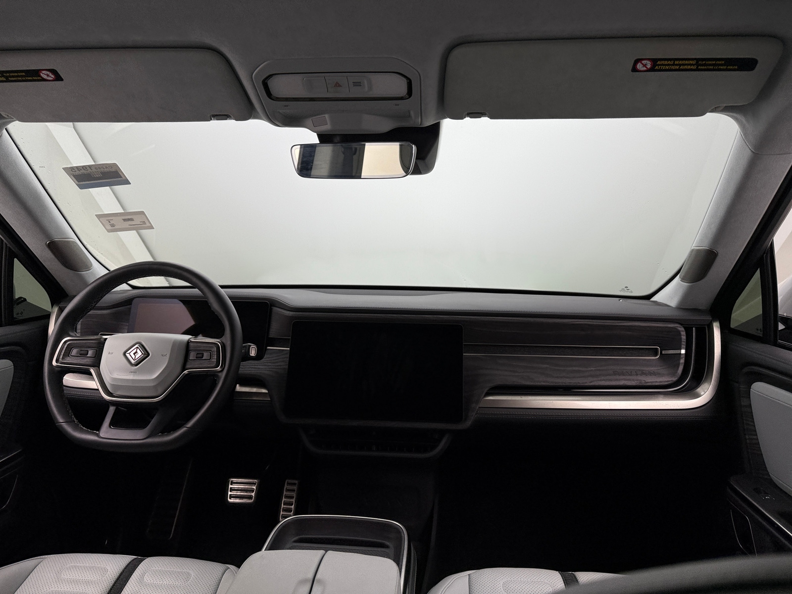 Thumbnail: 2023 Rivian R1T - 2