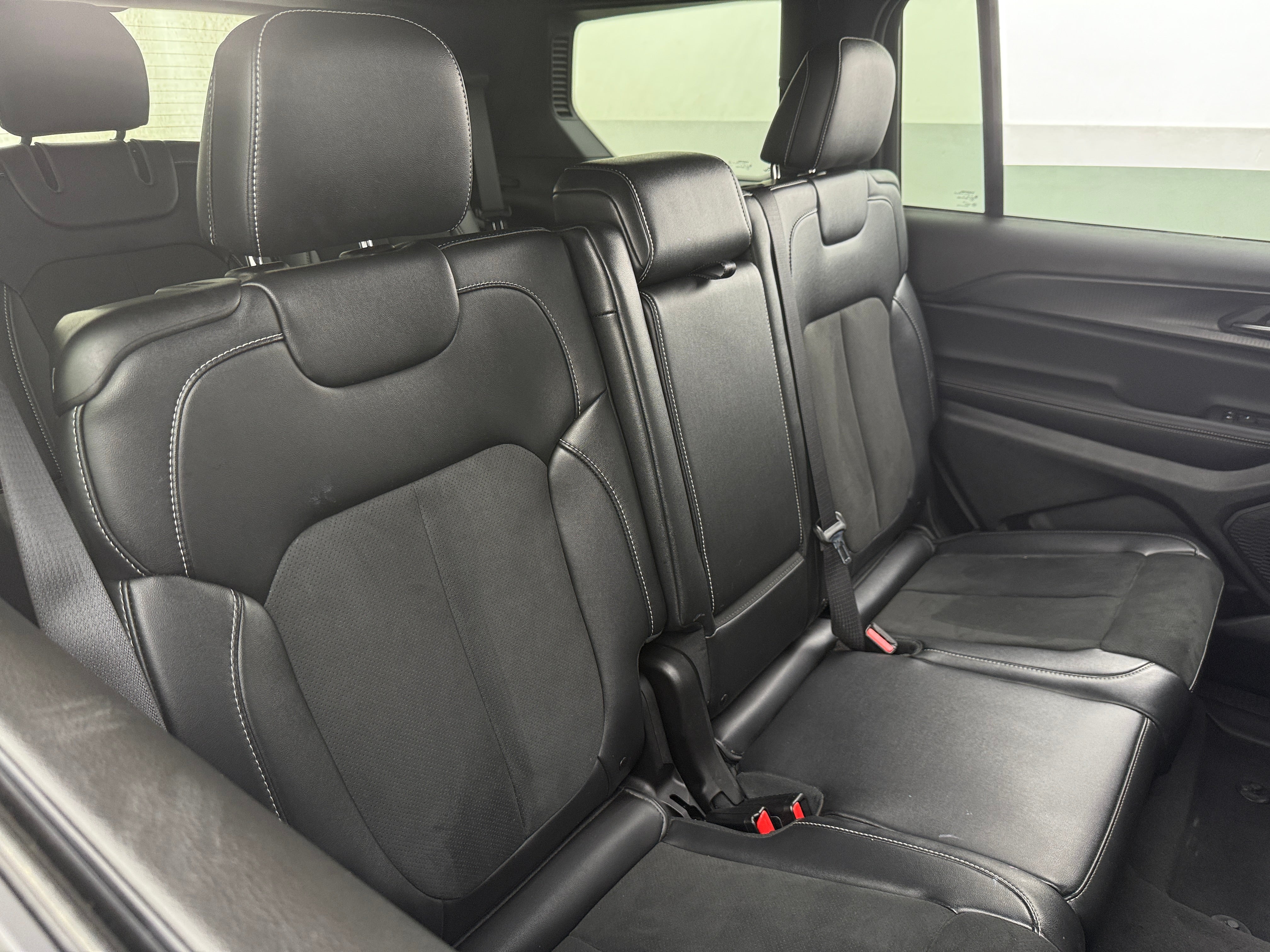 2024 Jeep Grand Cherokee L Altitude 5