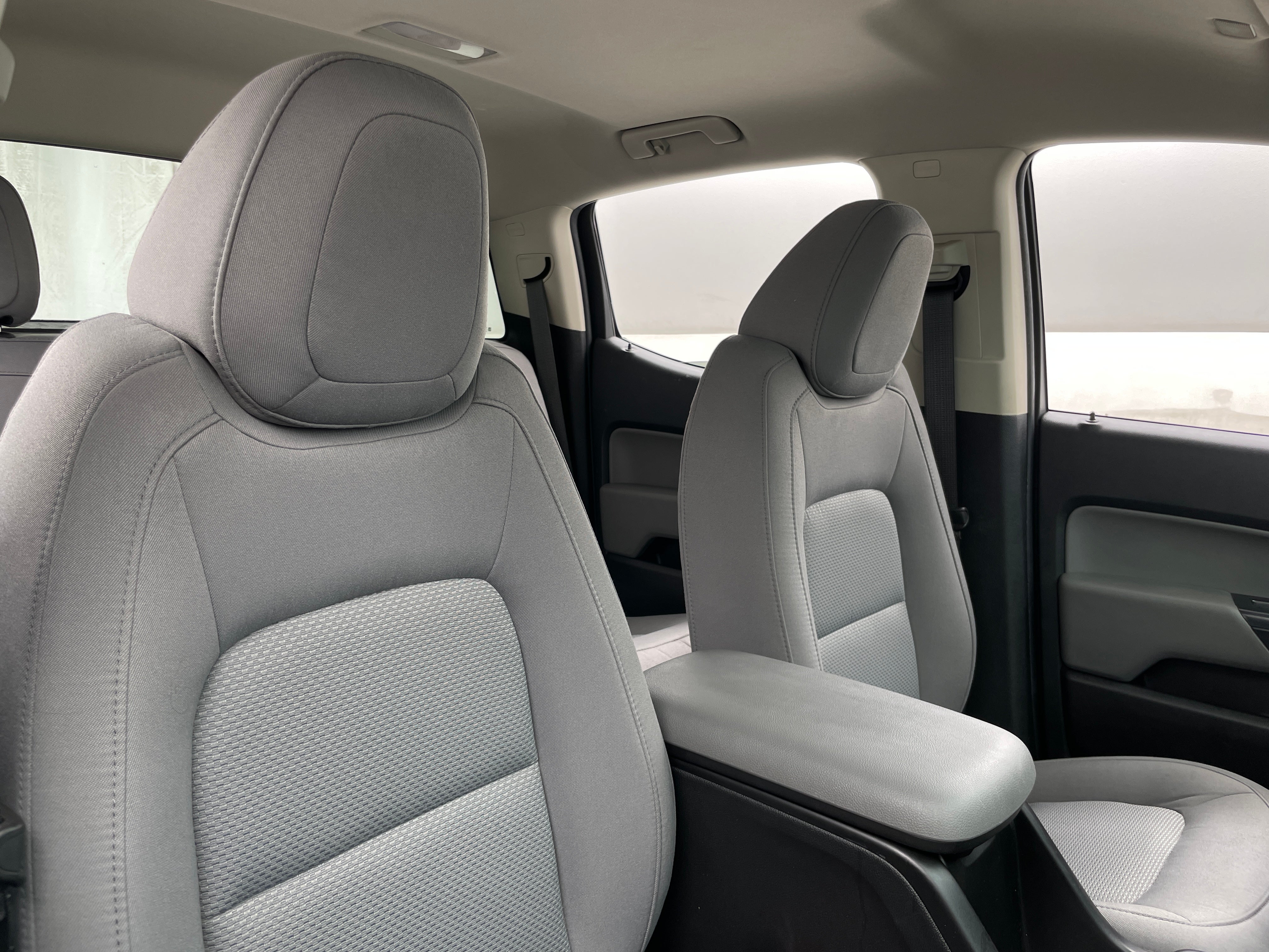 2022 Chevrolet Colorado Work Truck 2