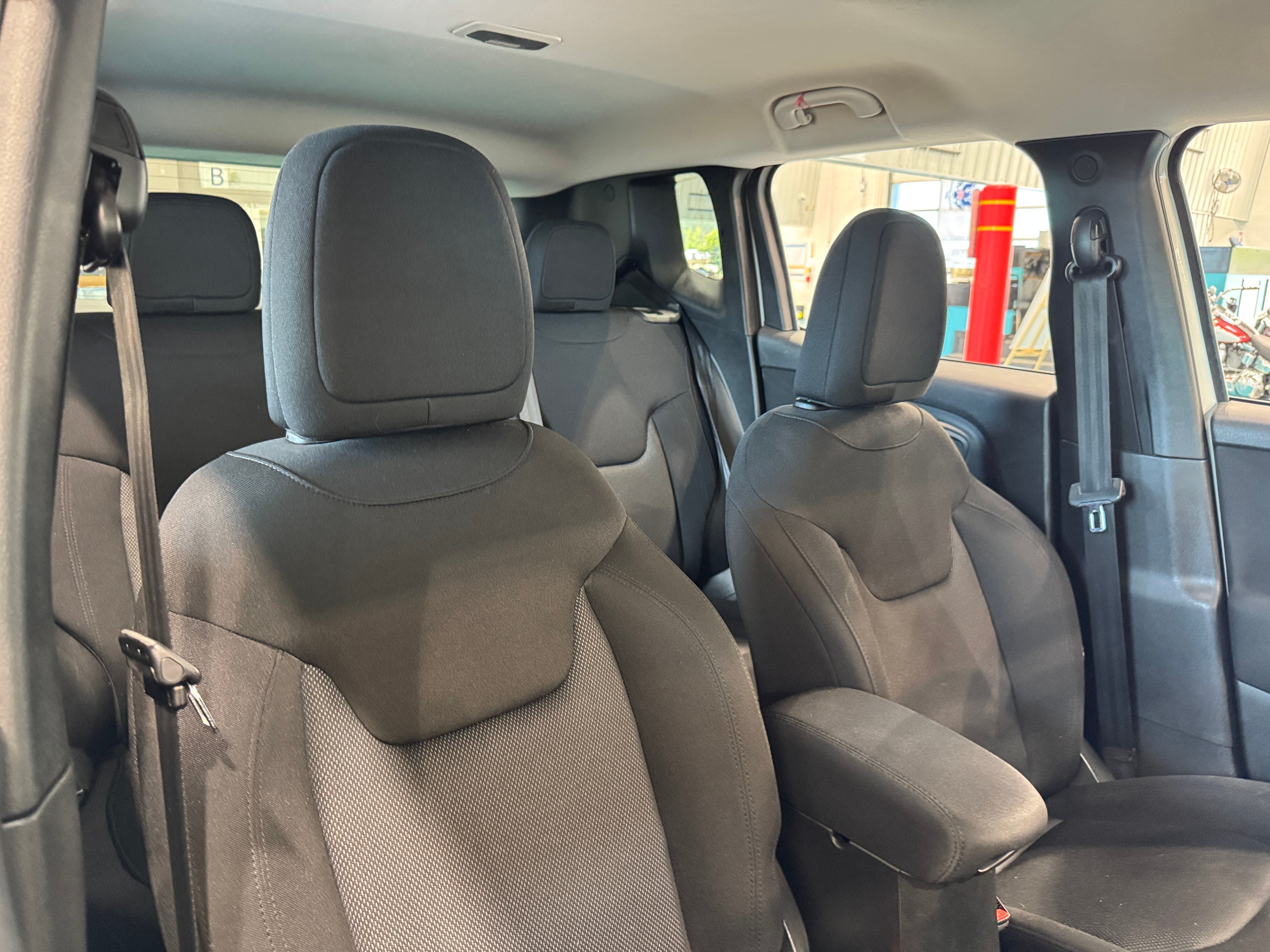 2020 Jeep Renegade Sport 2