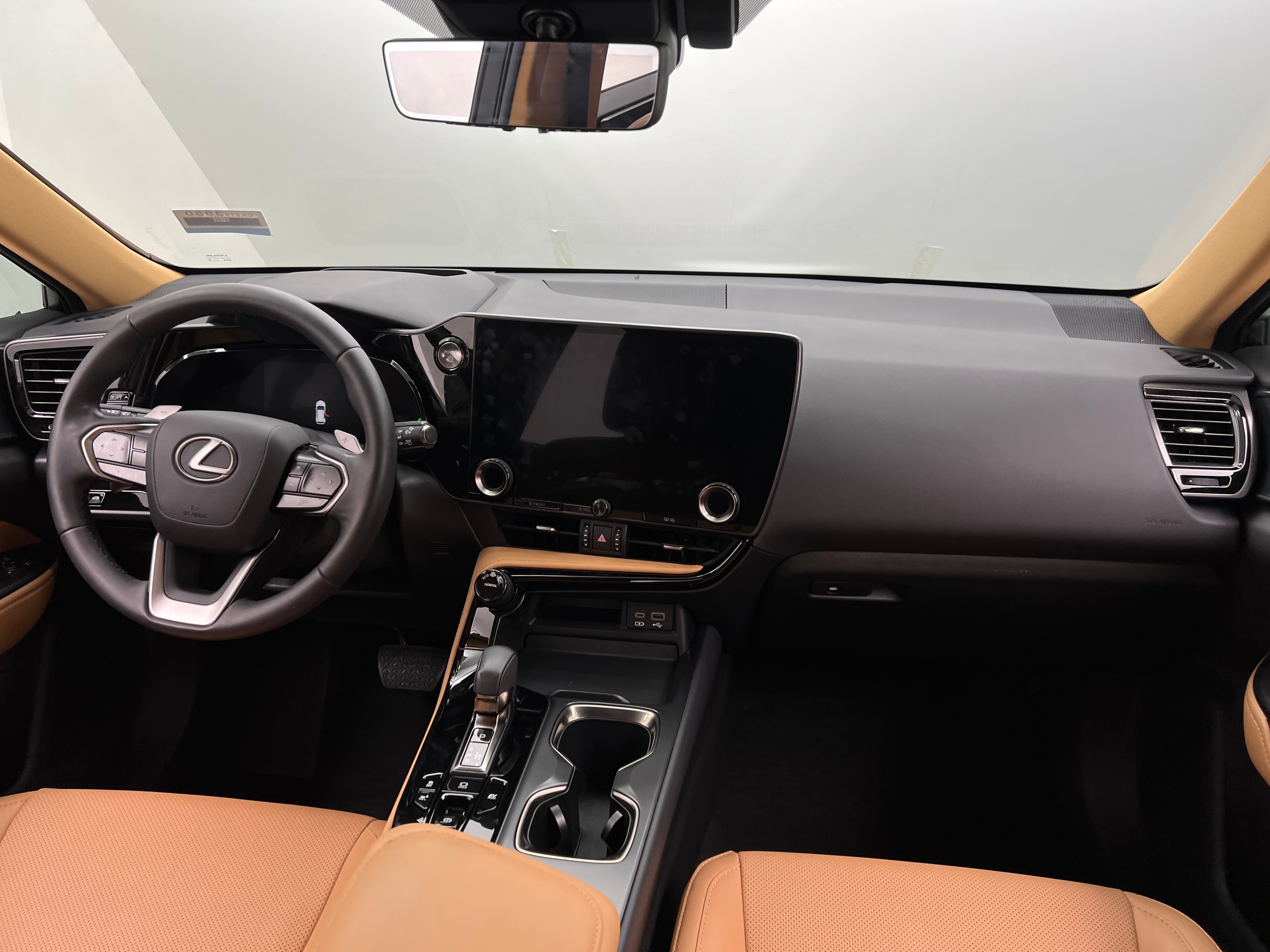 2023 Lexus NX Hybrid 350h Premium 2