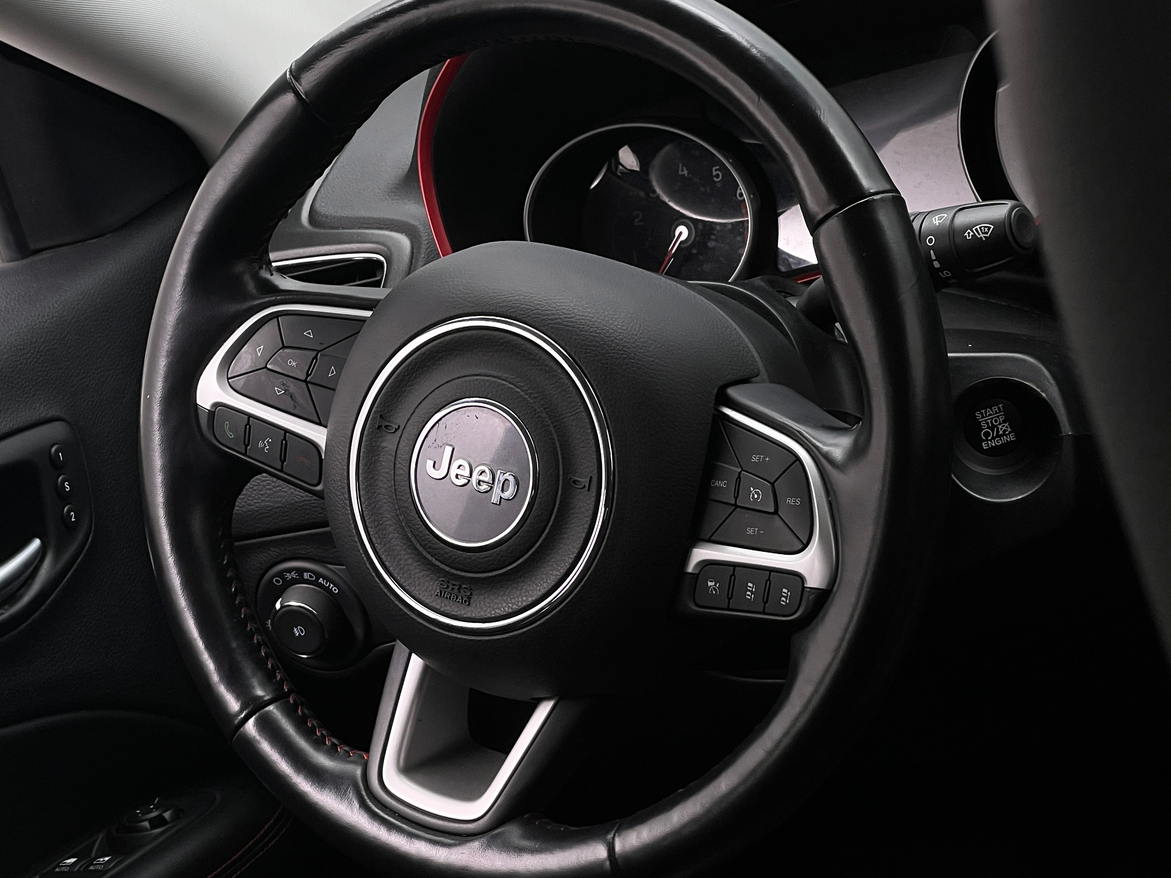 Thumbnail: 2021 Jeep Compass - 4