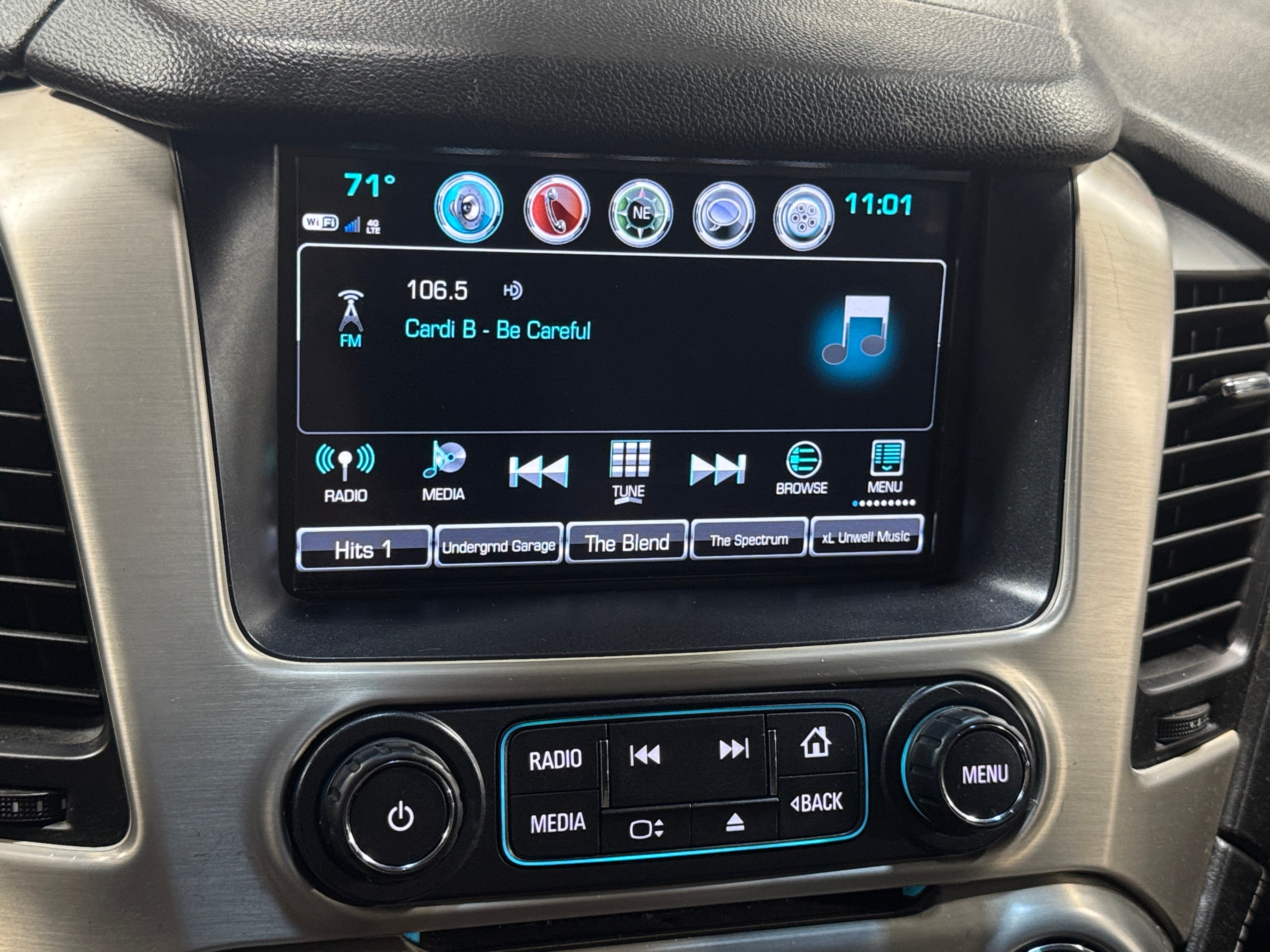 2018 GMC Yukon XL Denali 3