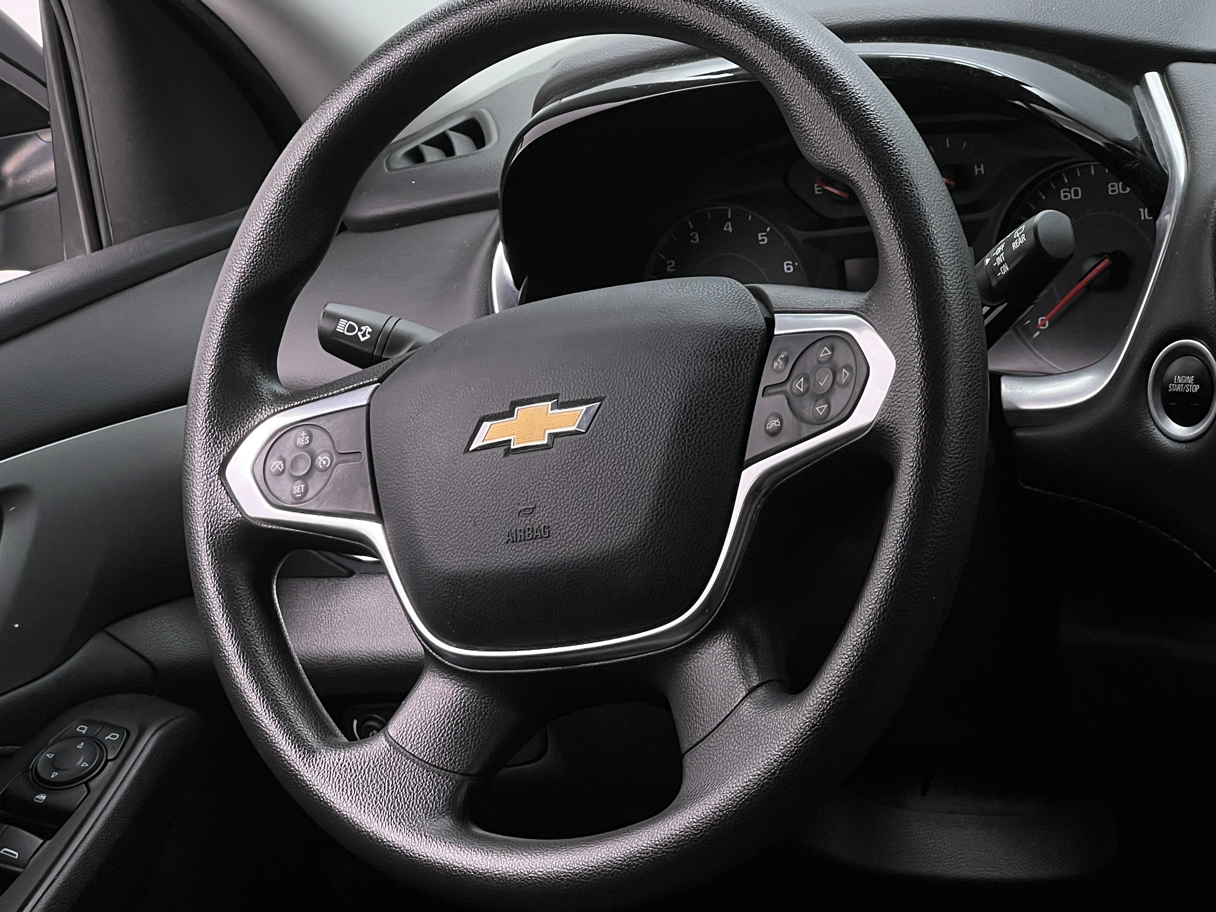 2021 Chevrolet Traverse LS 5
