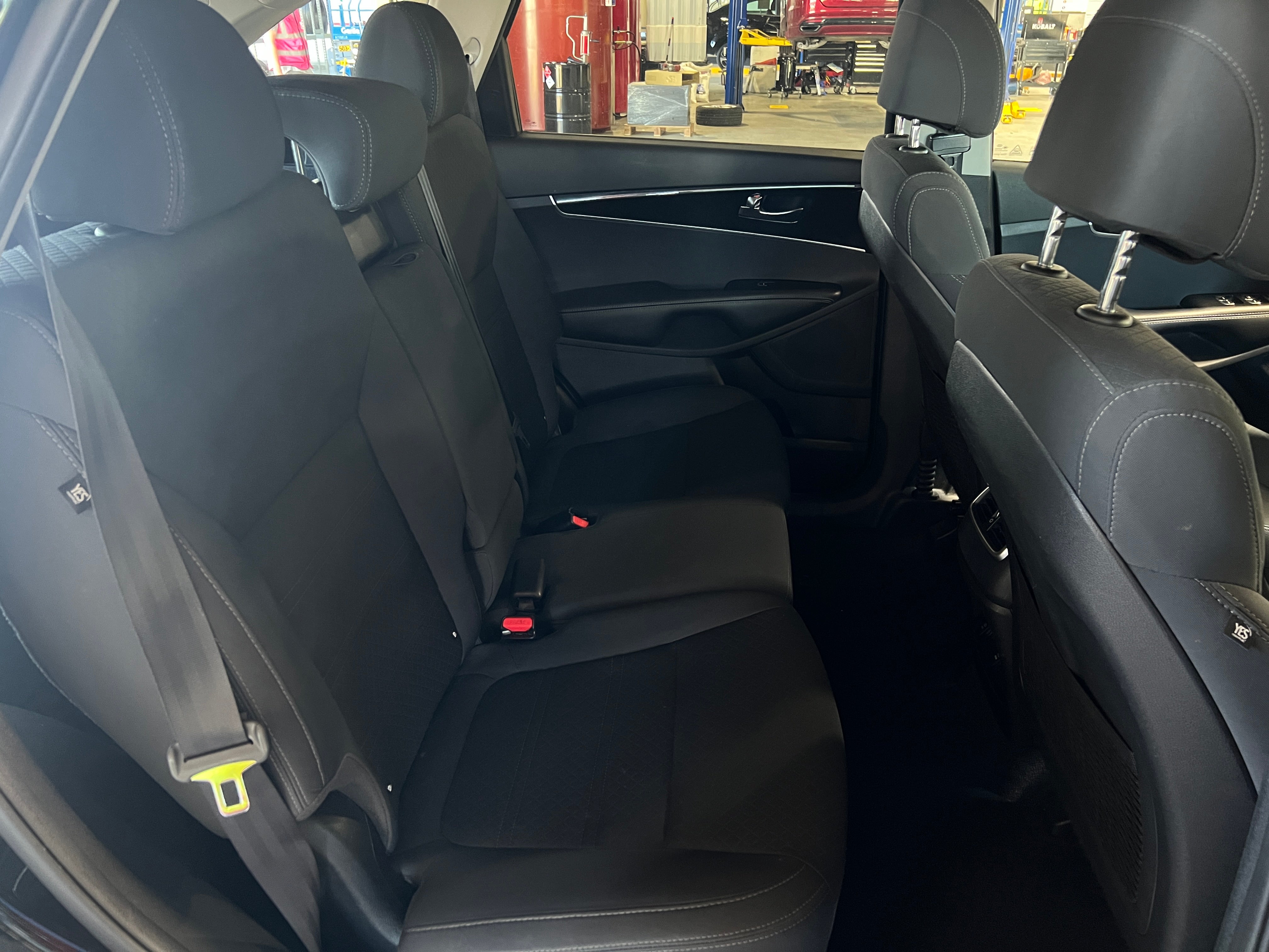 2017 Kia Sorento LX 6