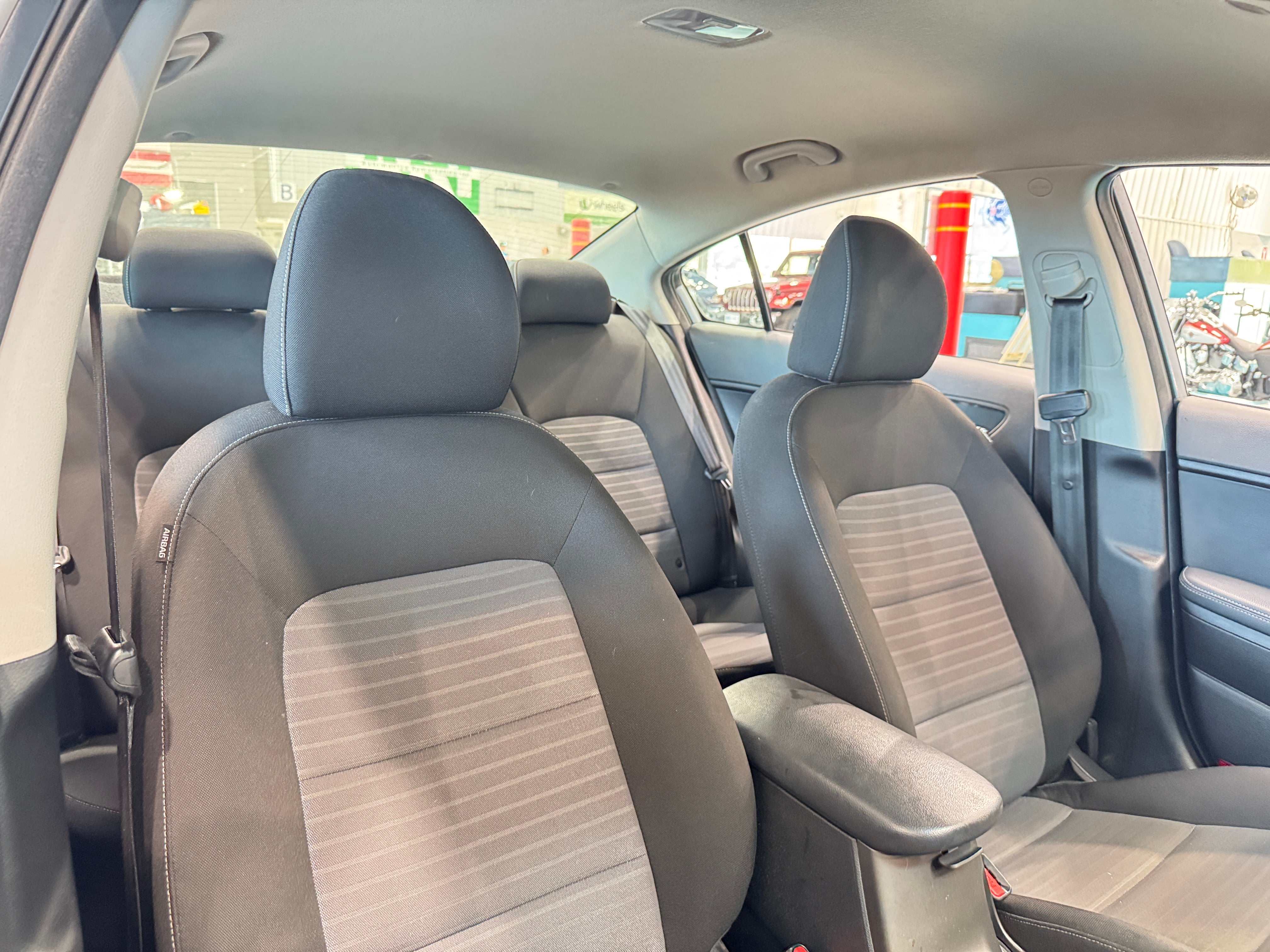 2017 Kia Forte S 2