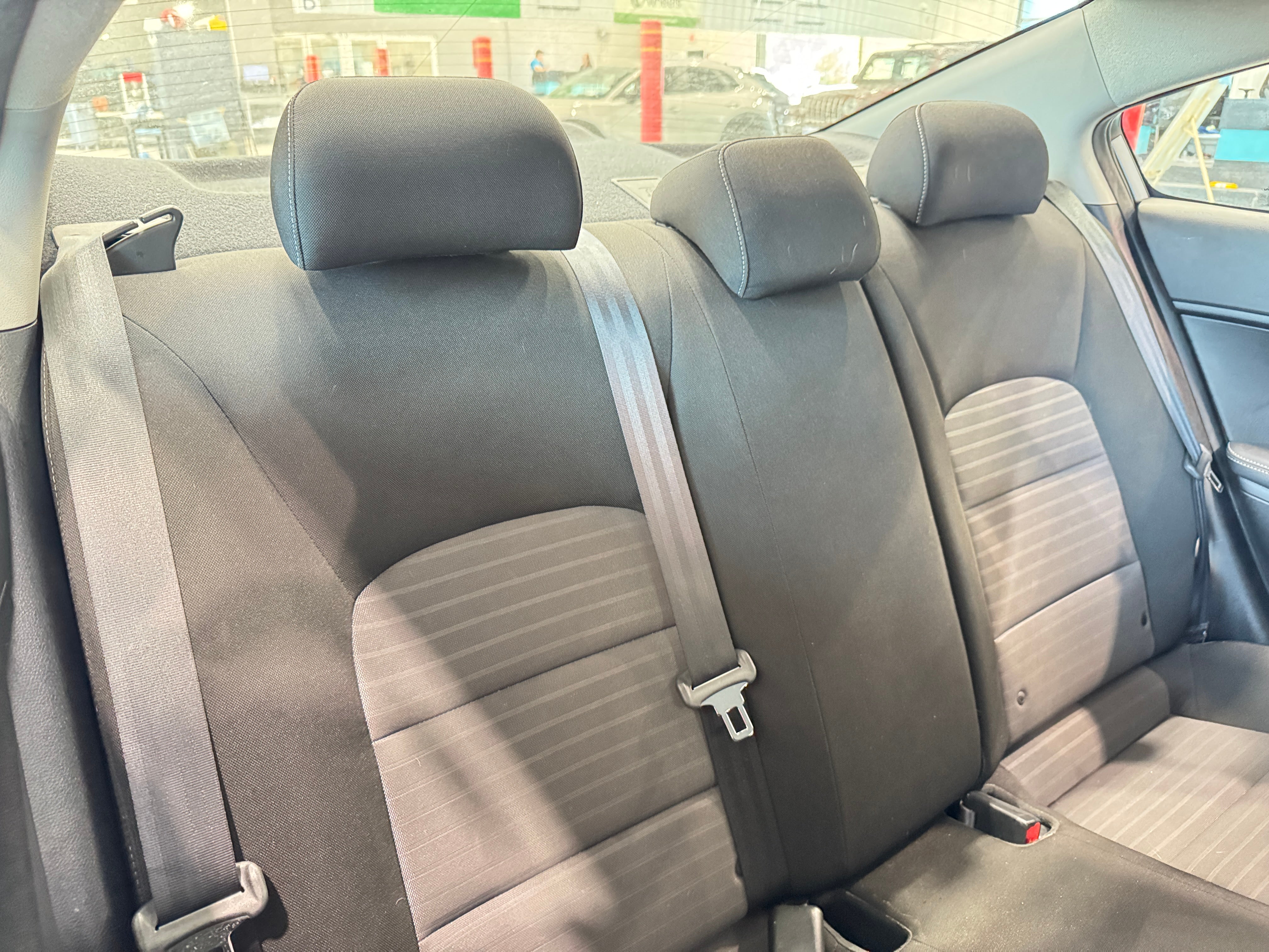 2017 Kia Forte S 6