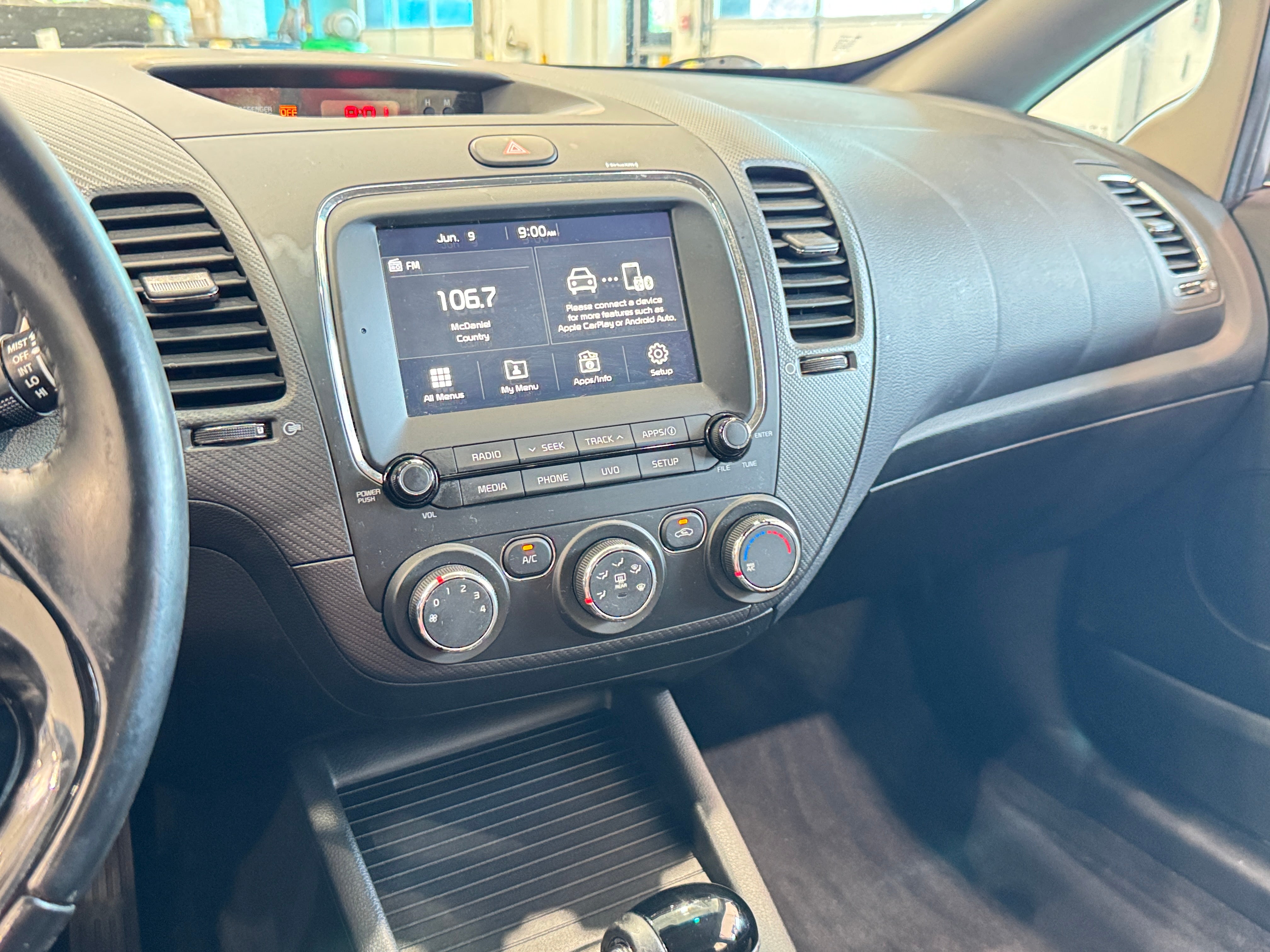 2017 Kia Forte S 4