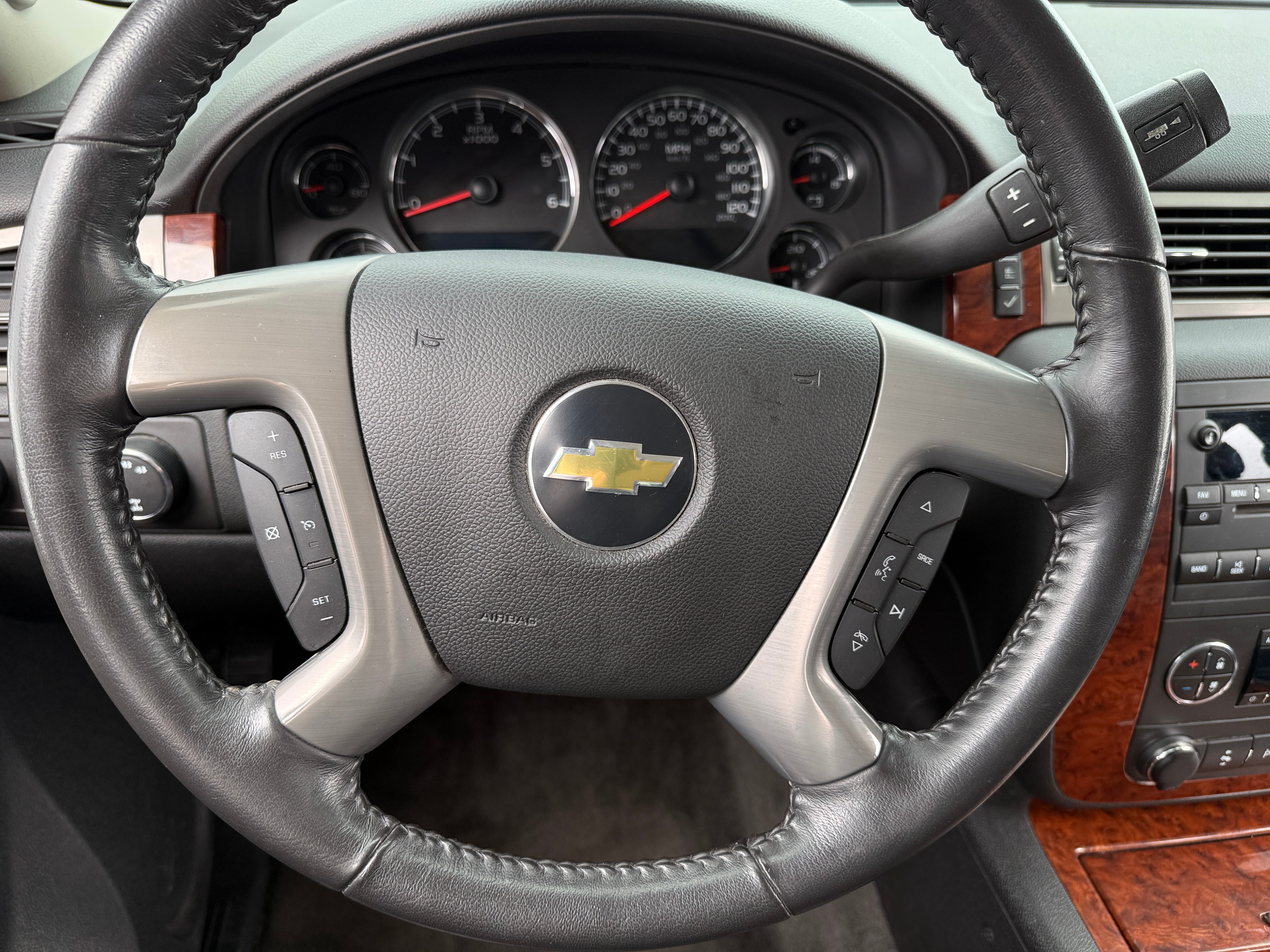 2011 Chevrolet Tahoe LT 4