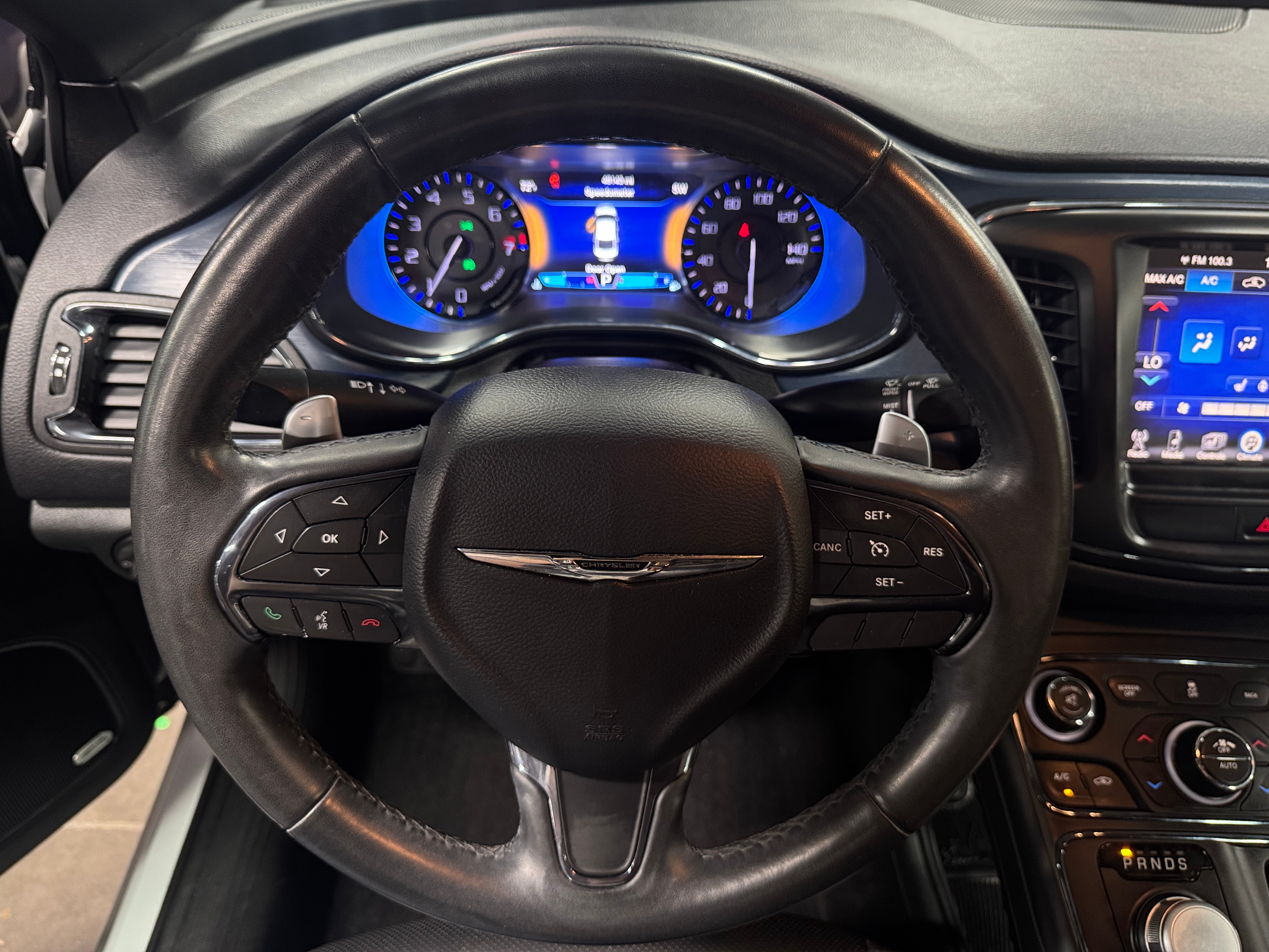 2015 Chrysler 200 S 4