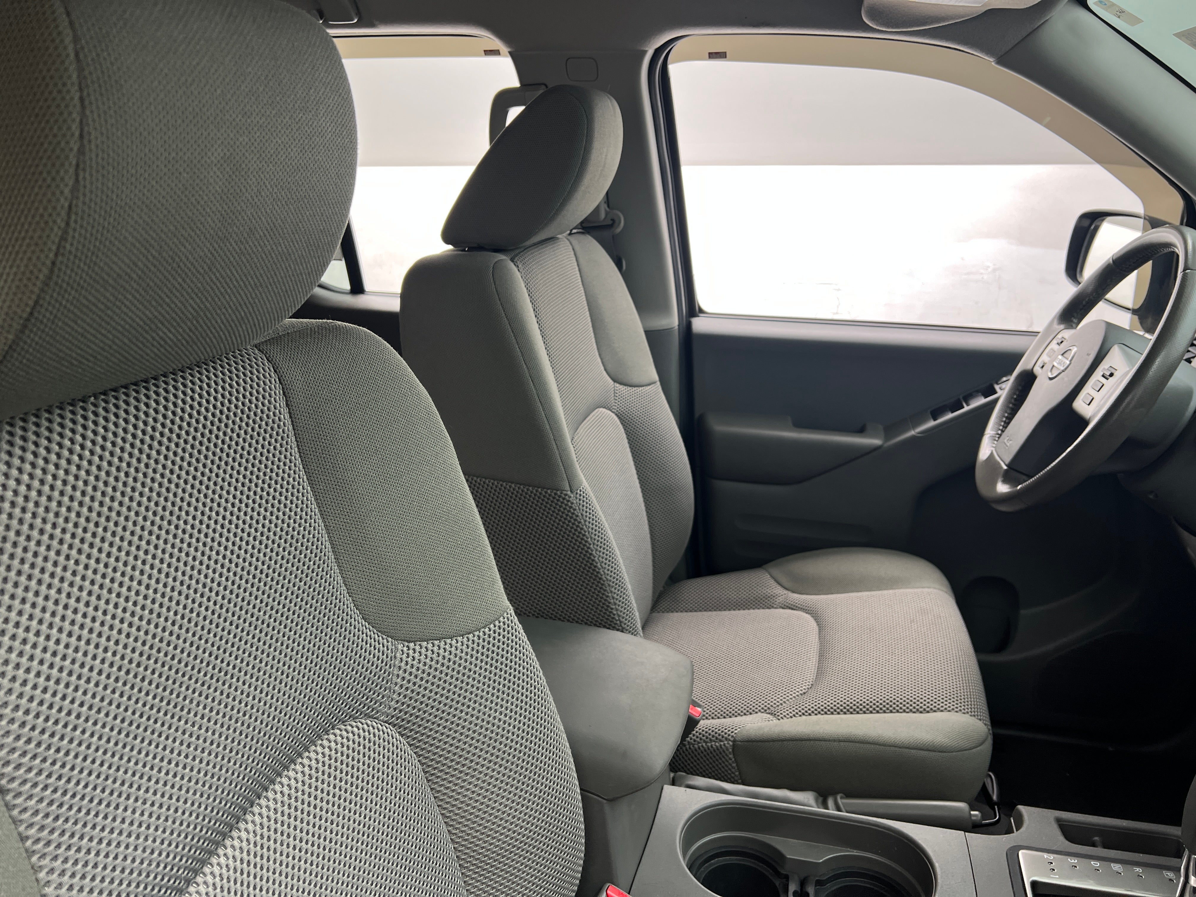 2019 Nissan Frontier SV 2