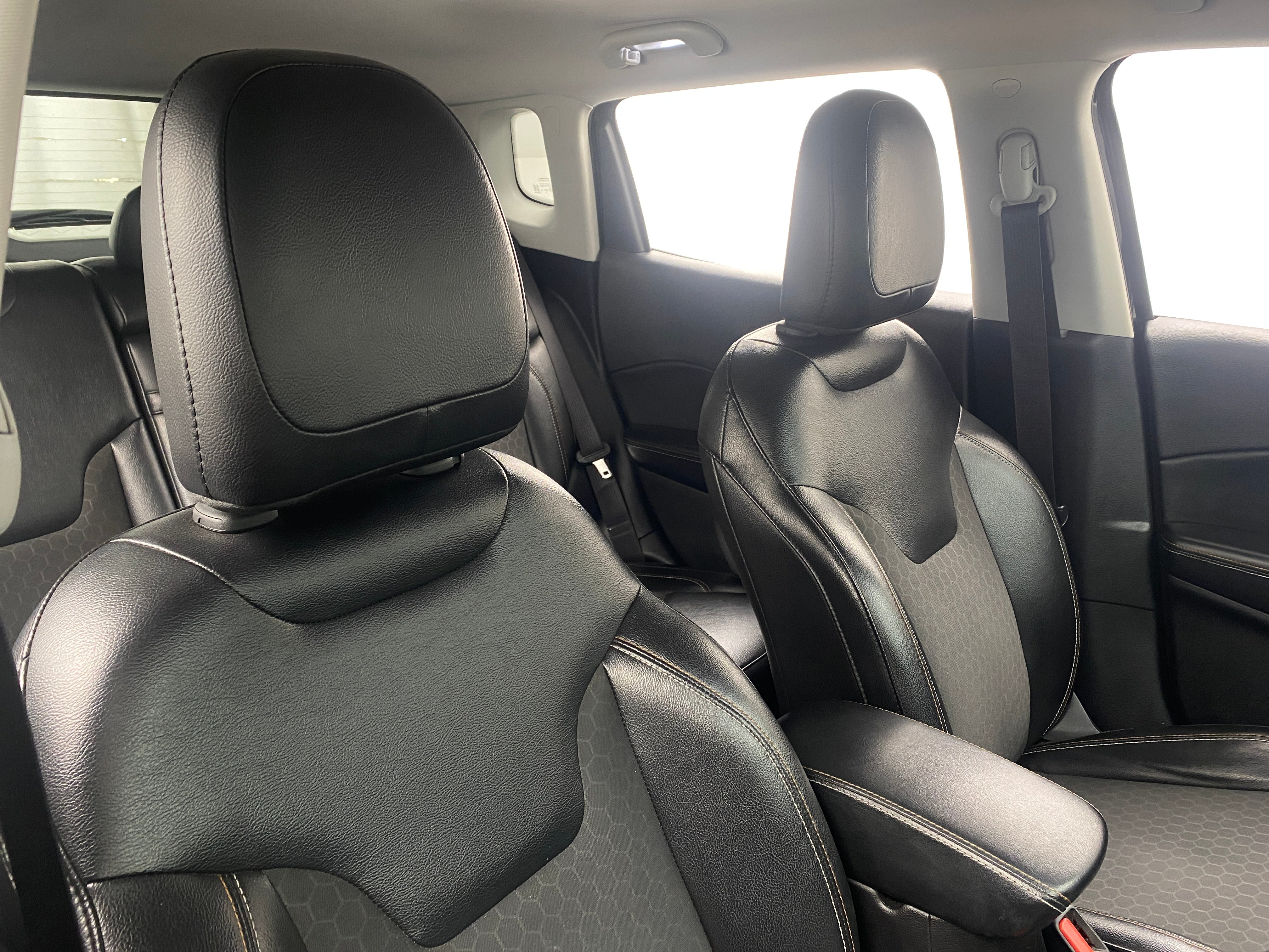 2018 Jeep Compass Latitude 2