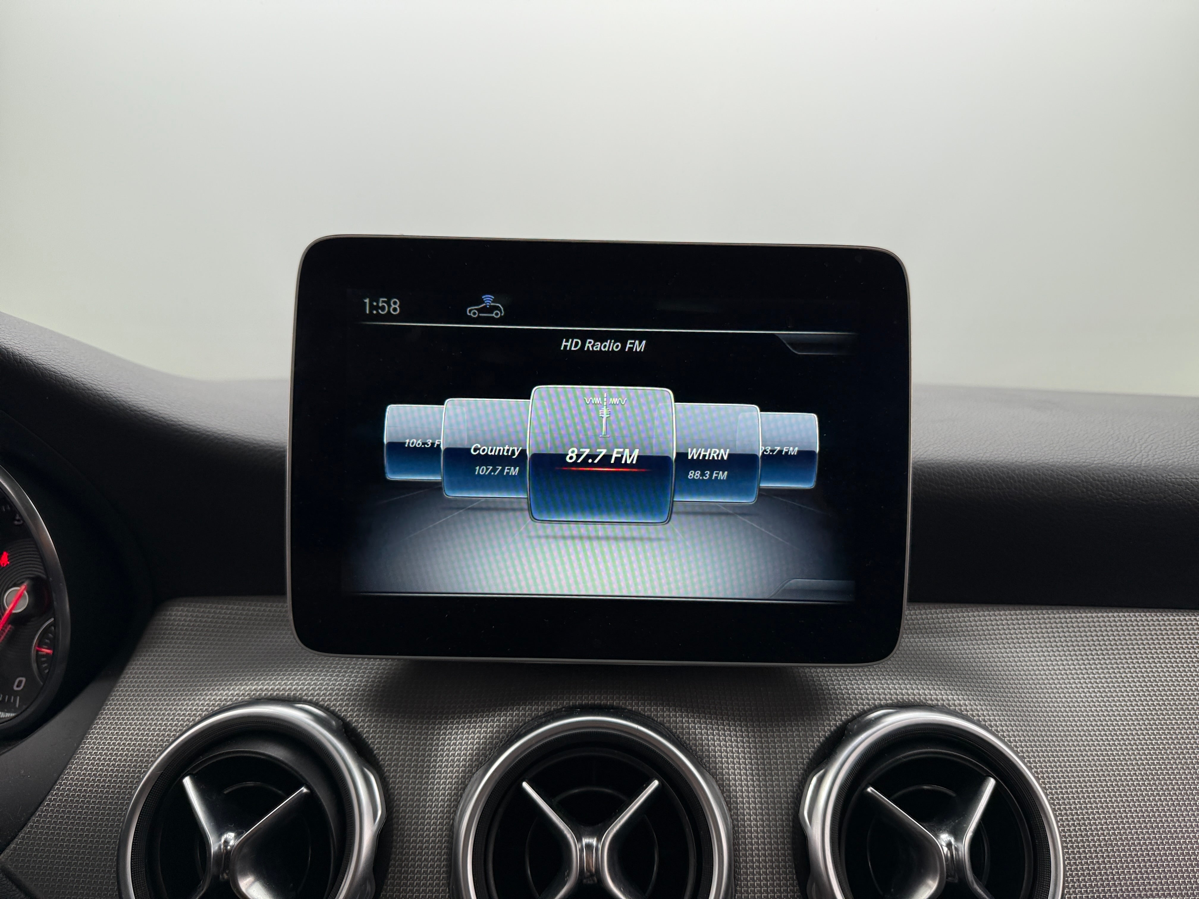 2019 Mercedes-Benz GLA 250 4MATIC 3