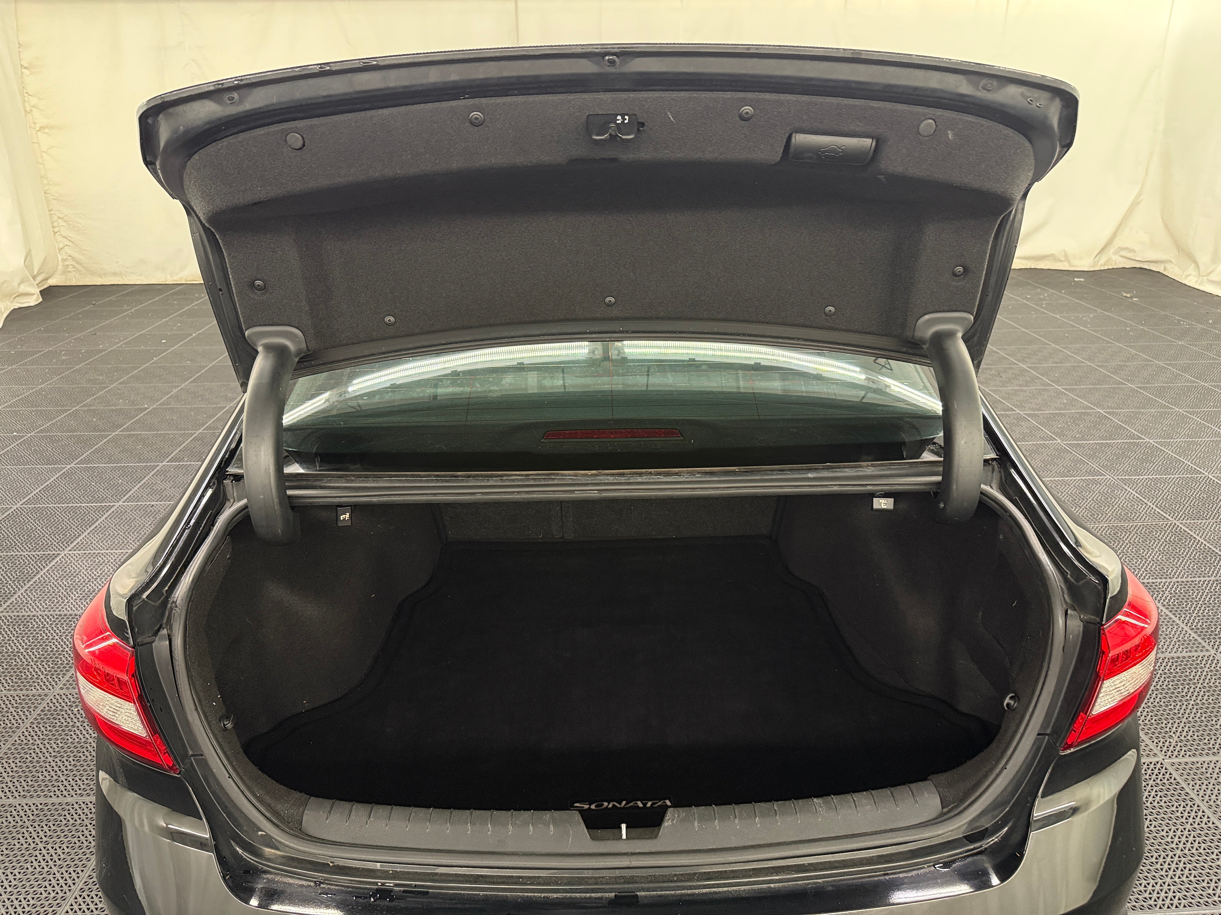 2016 Hyundai Sonata Limited 6