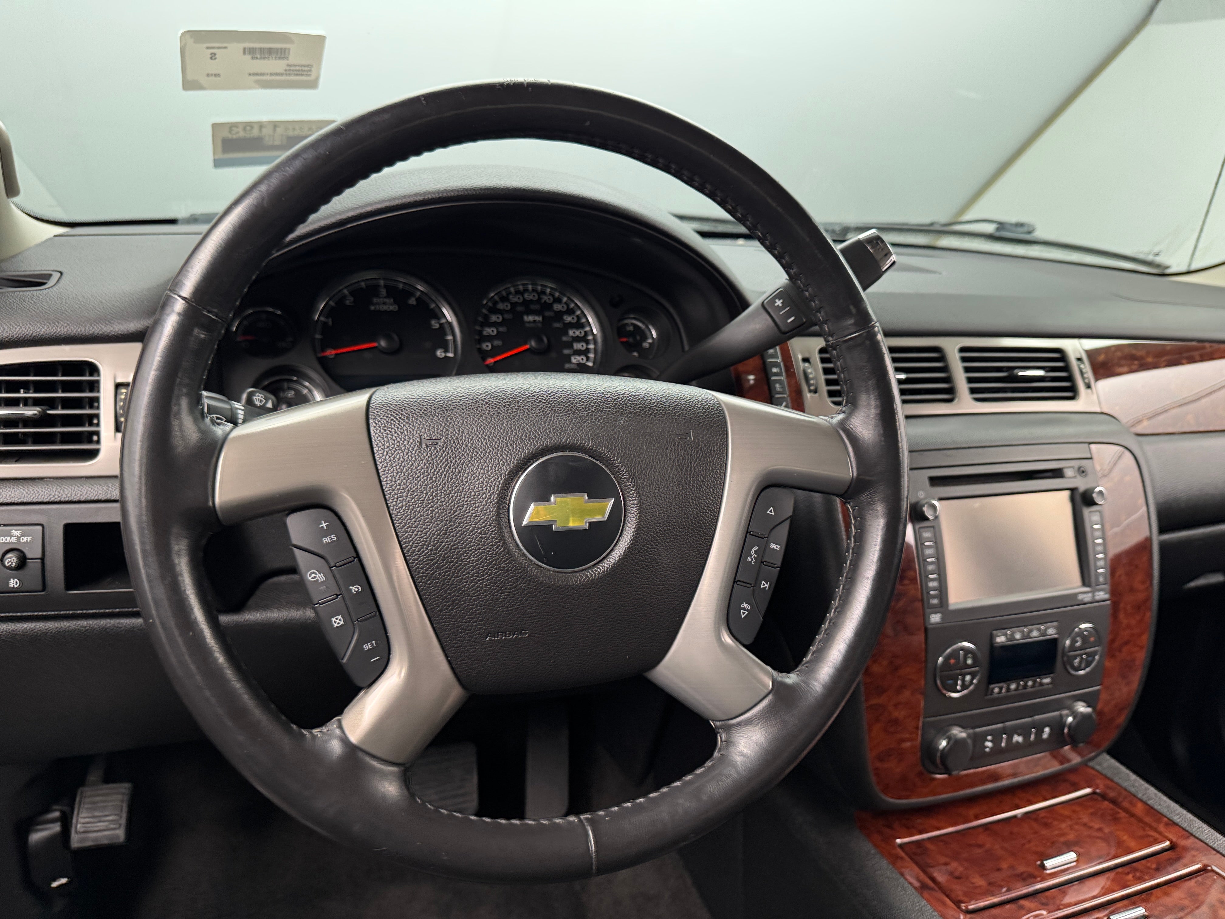 2013 Chevrolet Avalanche 1500 LTZ 4