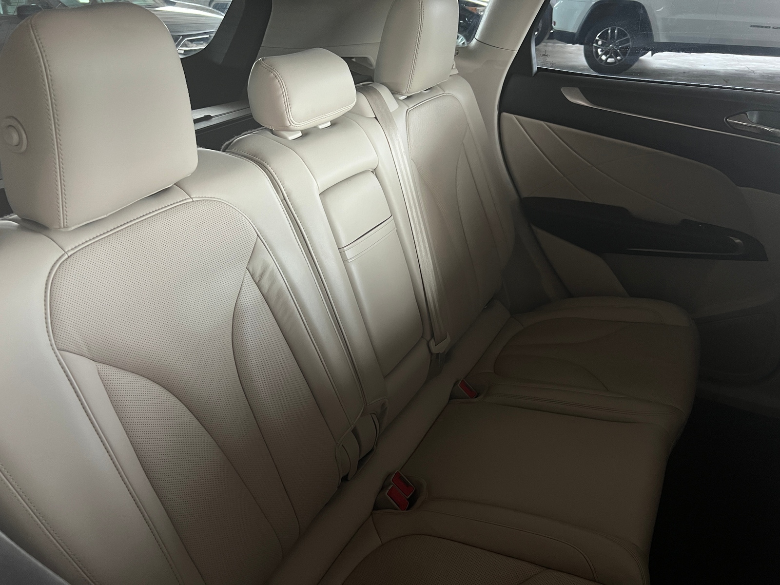 Thumbnail: 2019 Lincoln MKC - 5