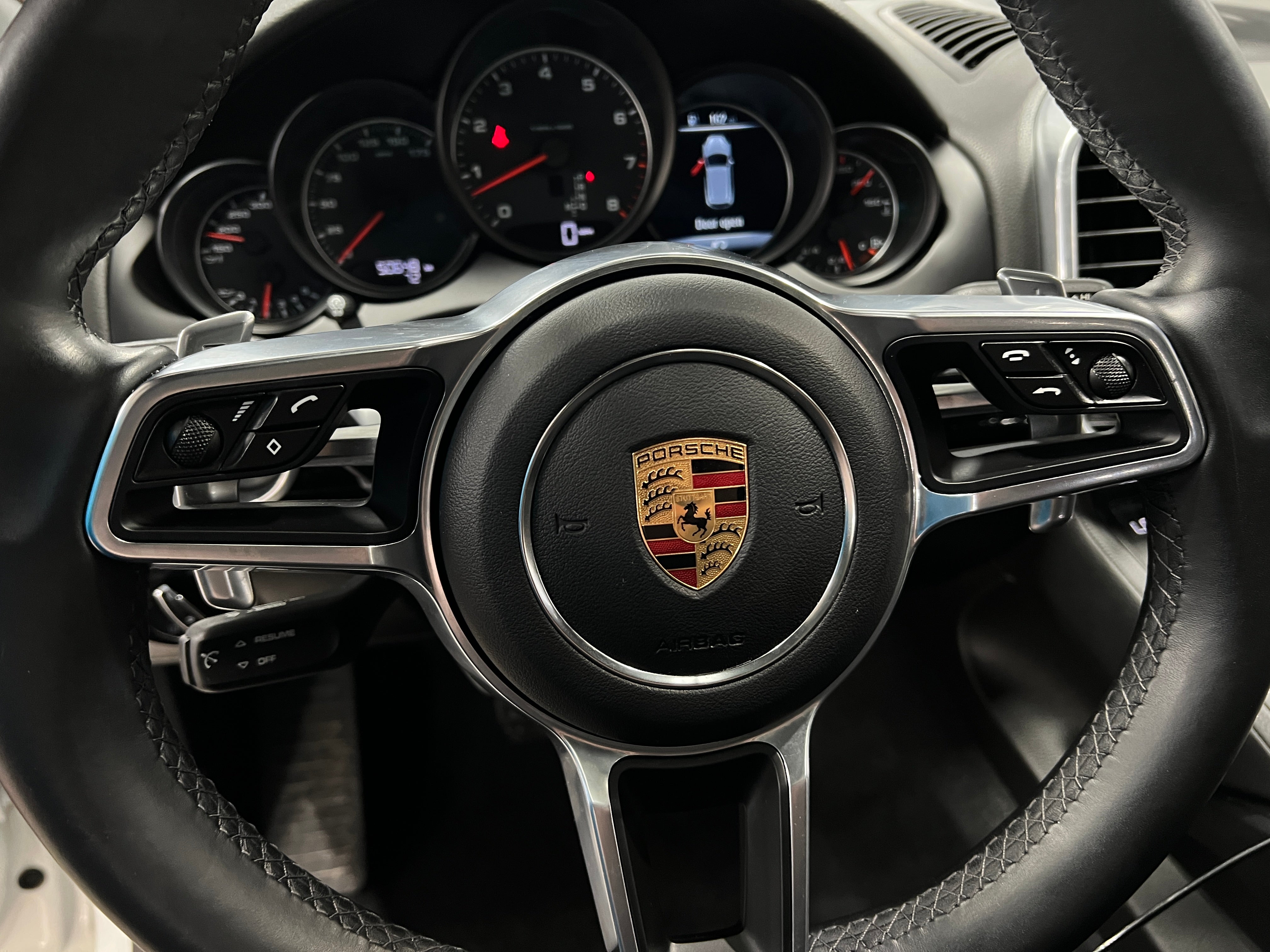 2016 Porsche Cayenne Base 4