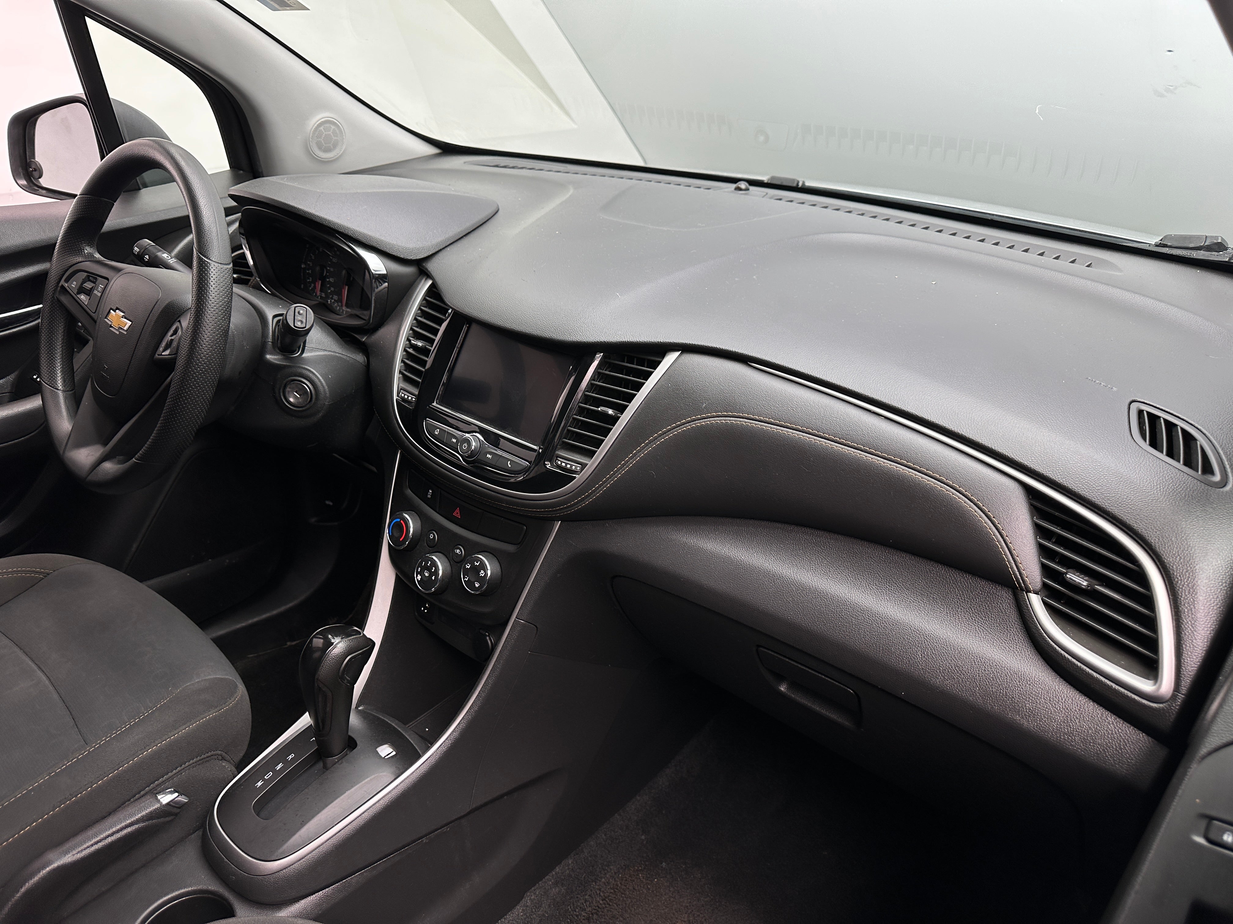 2020 Chevrolet Trax LS 3