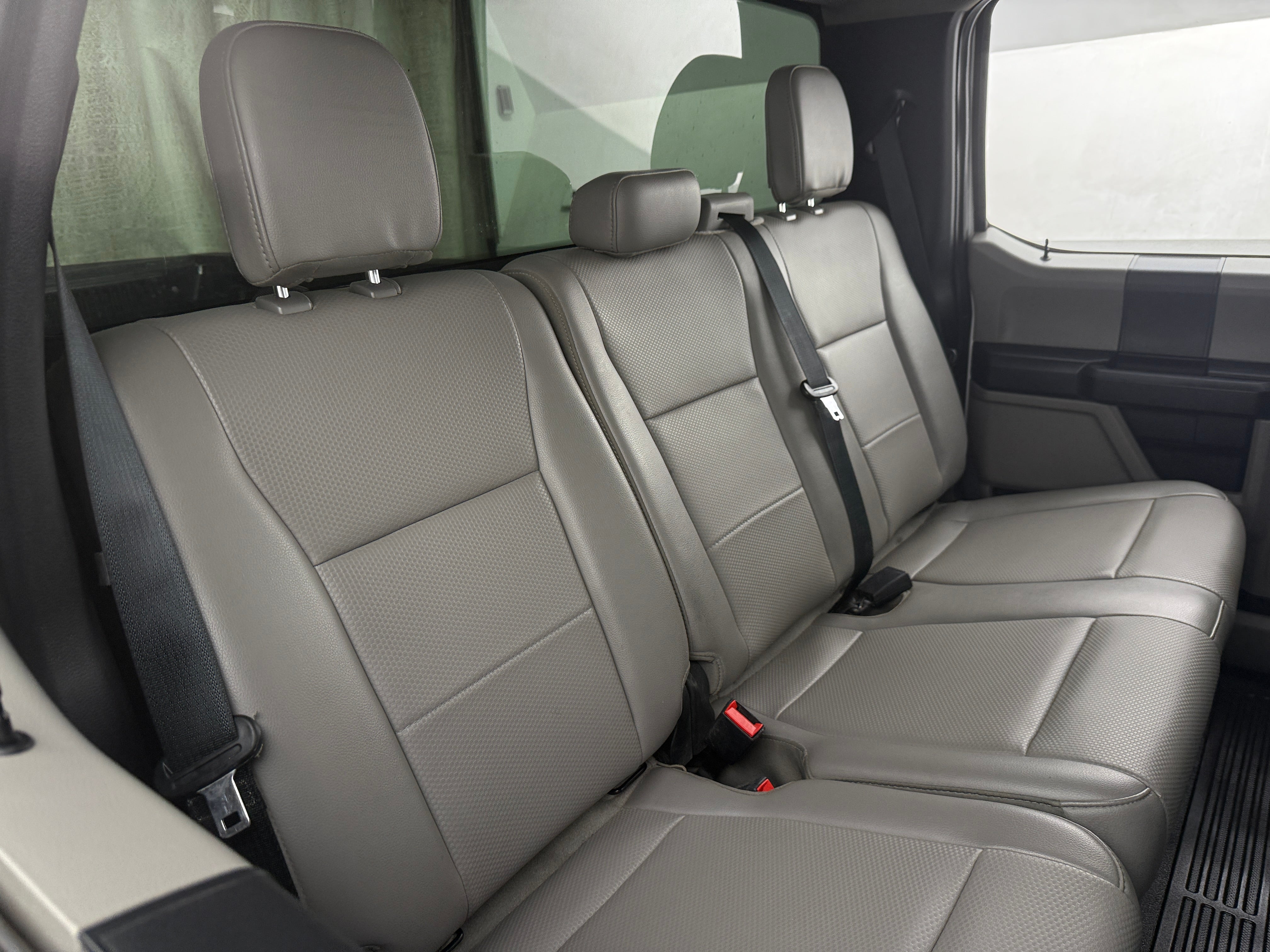 2021 Ford Econoline E-250 5
