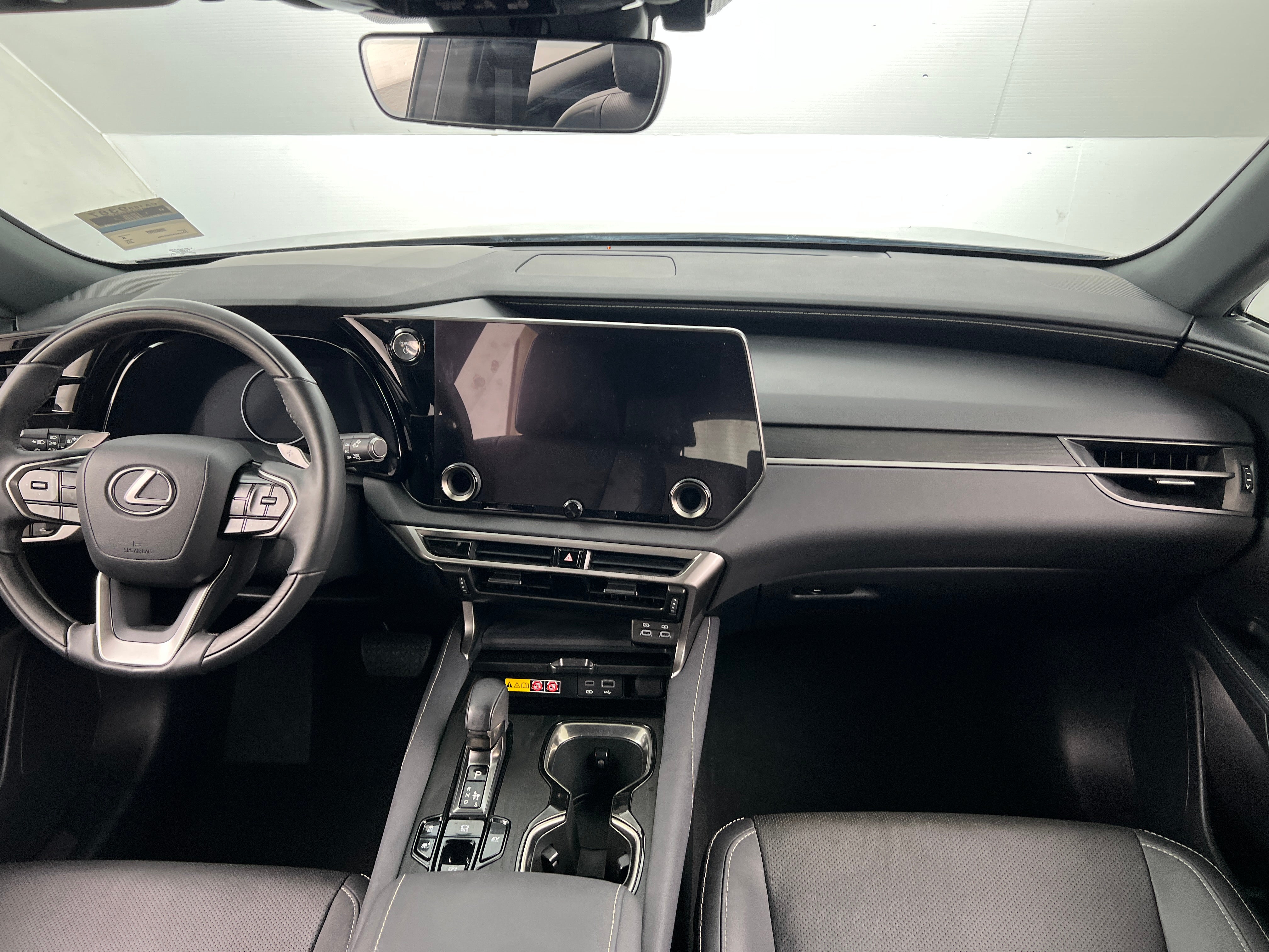 2023 Lexus RX  3