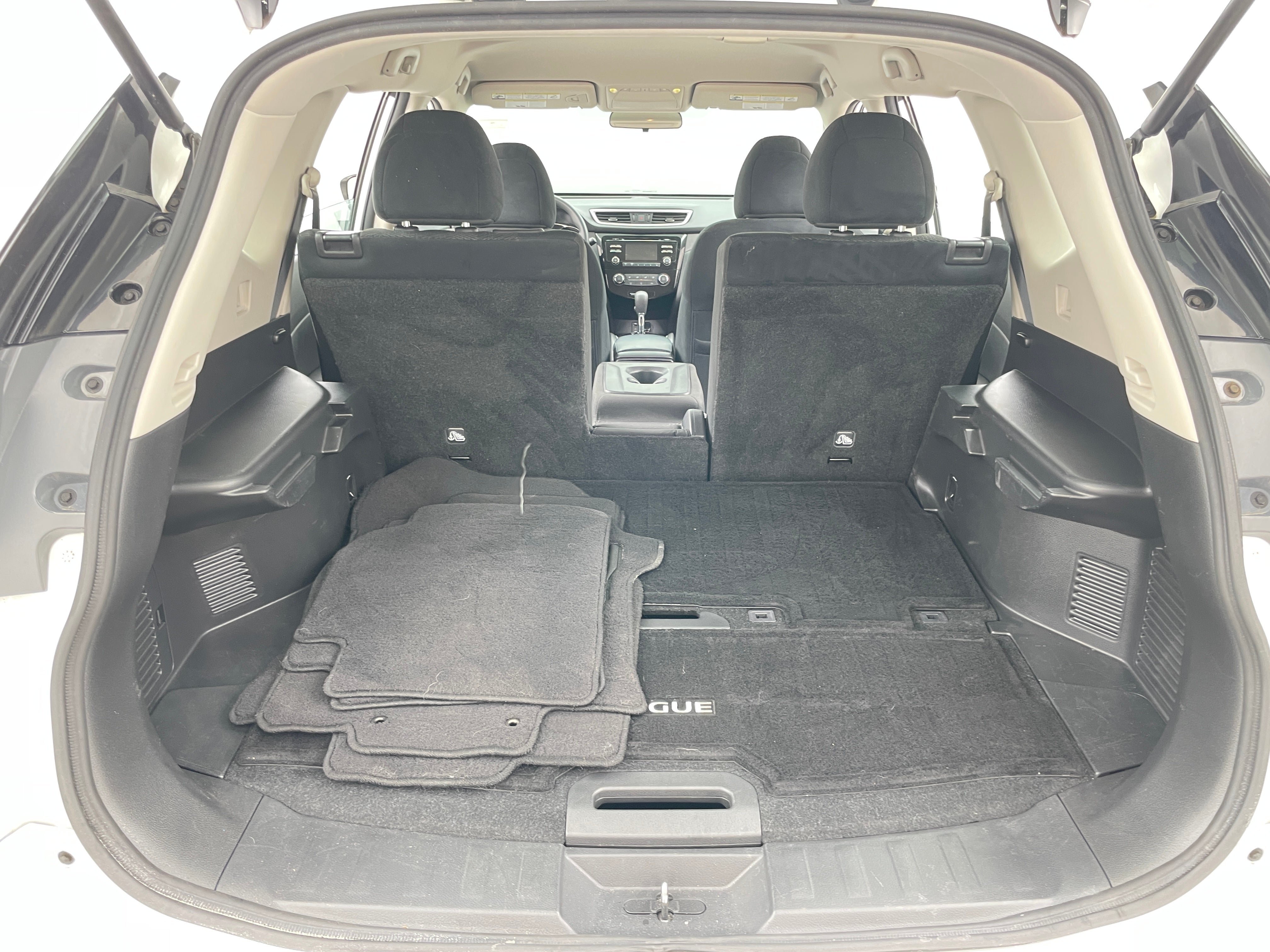 2015 Nissan Rogue S 7