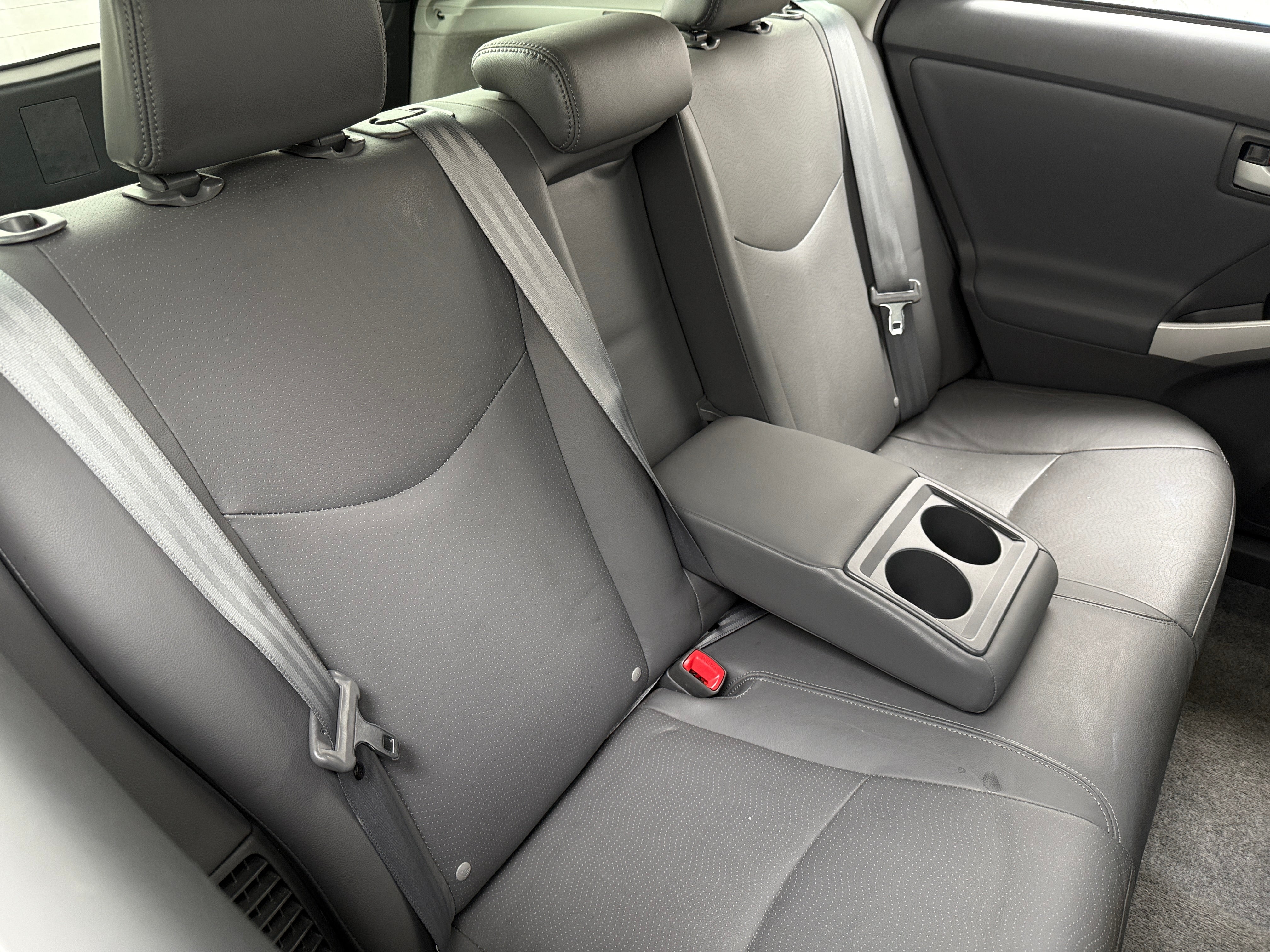 2010 Toyota Prius Four 5