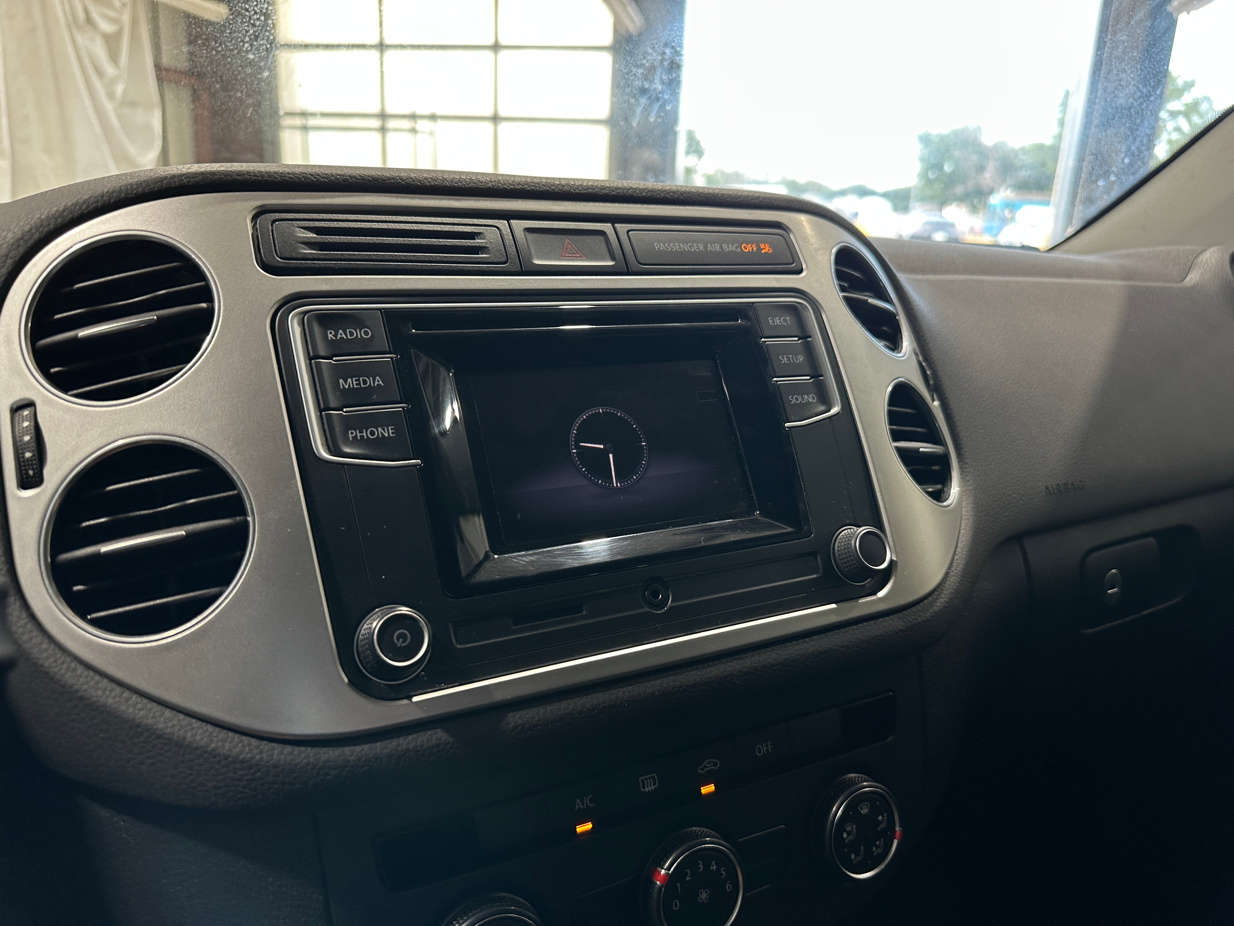 2017 Volkswagen Tiguan Limited 4