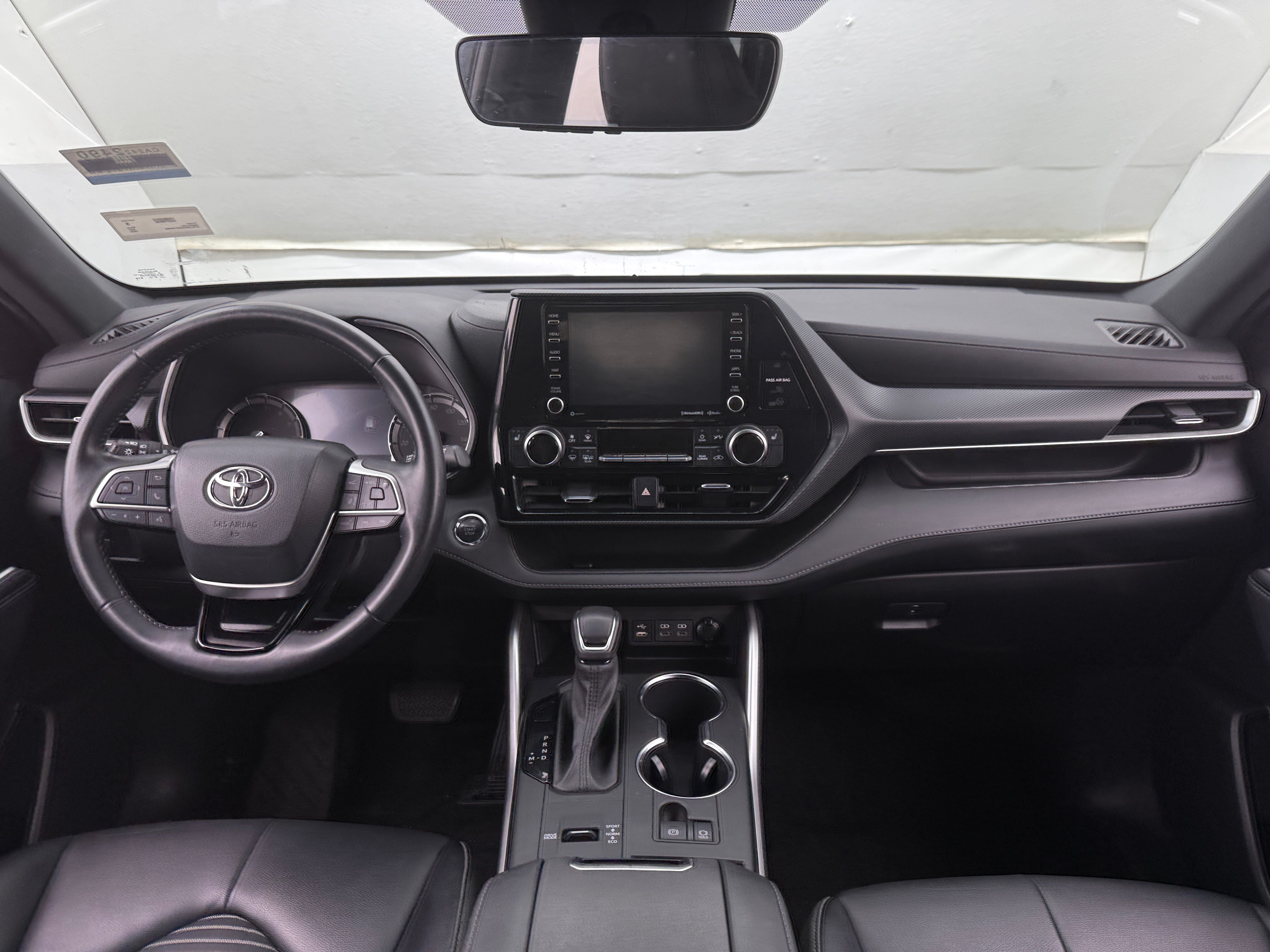 2022 Toyota Highlander XSE 2